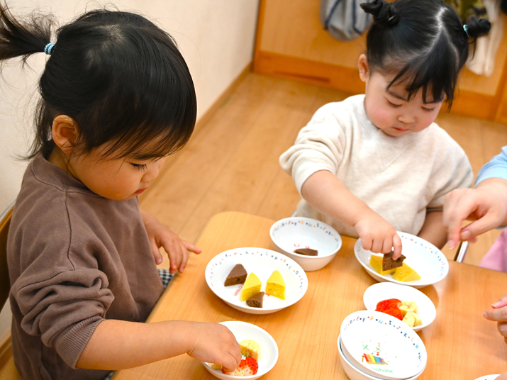 食育☆クリスマスケーキの飾りつけ