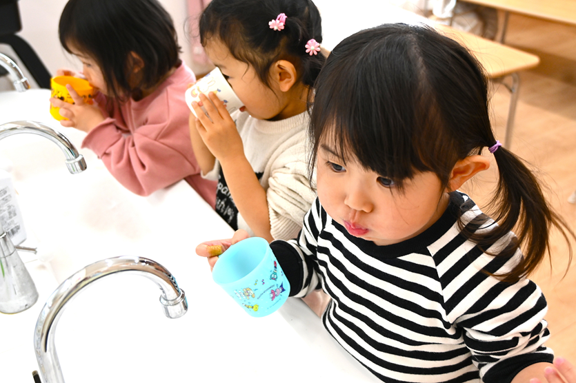 食後のうがい☆うさぎぐみ