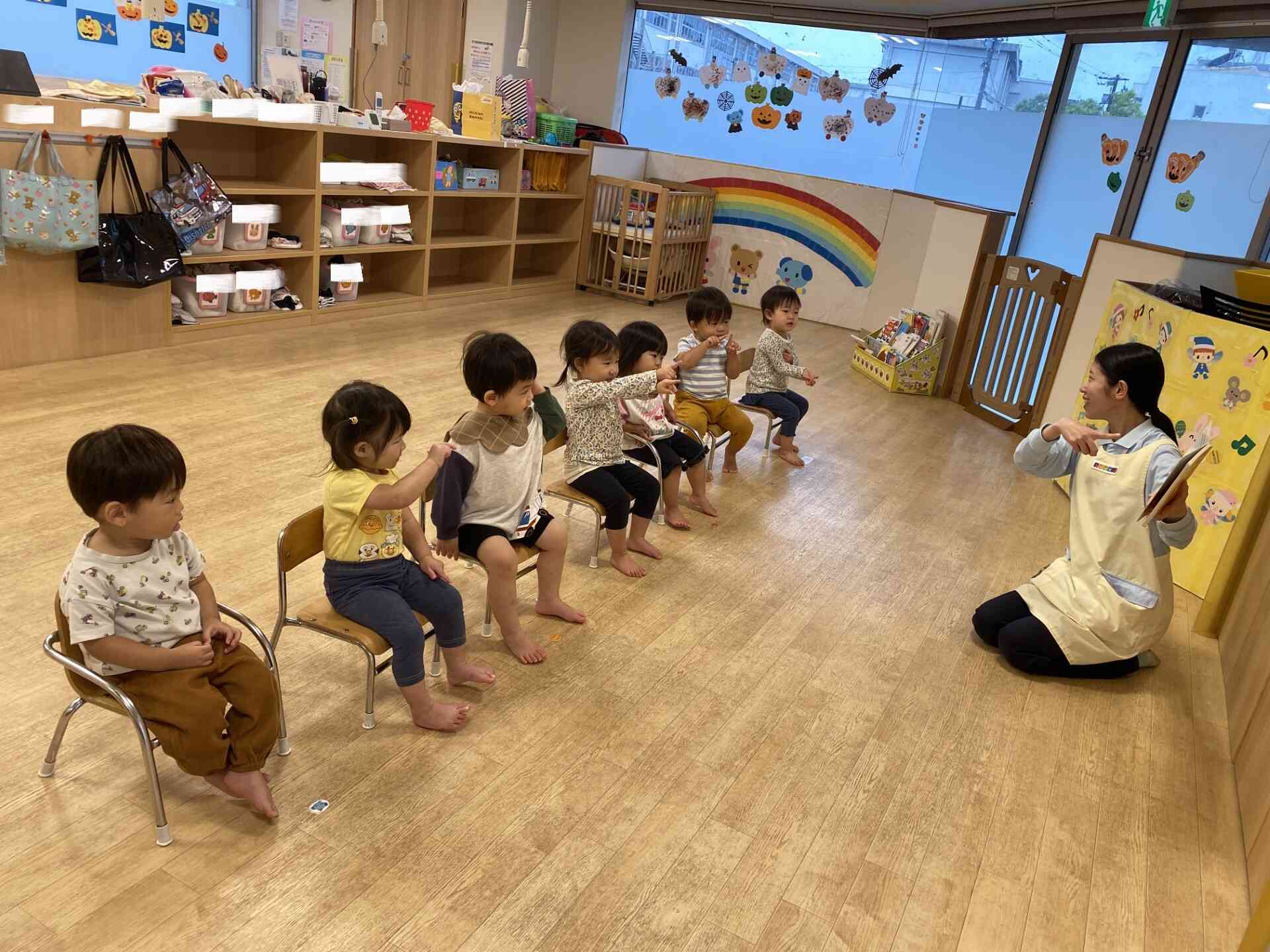 お集まり(1歳児)