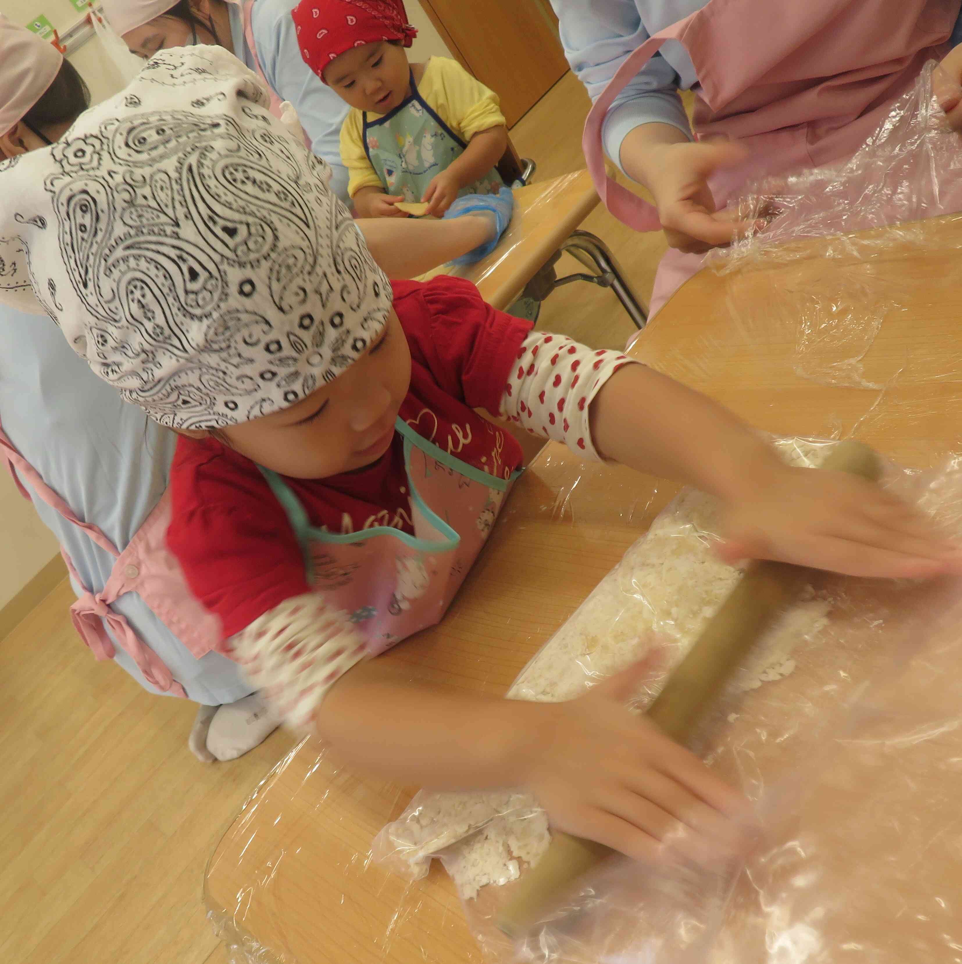 10月の食育活動「クッキー作り」
