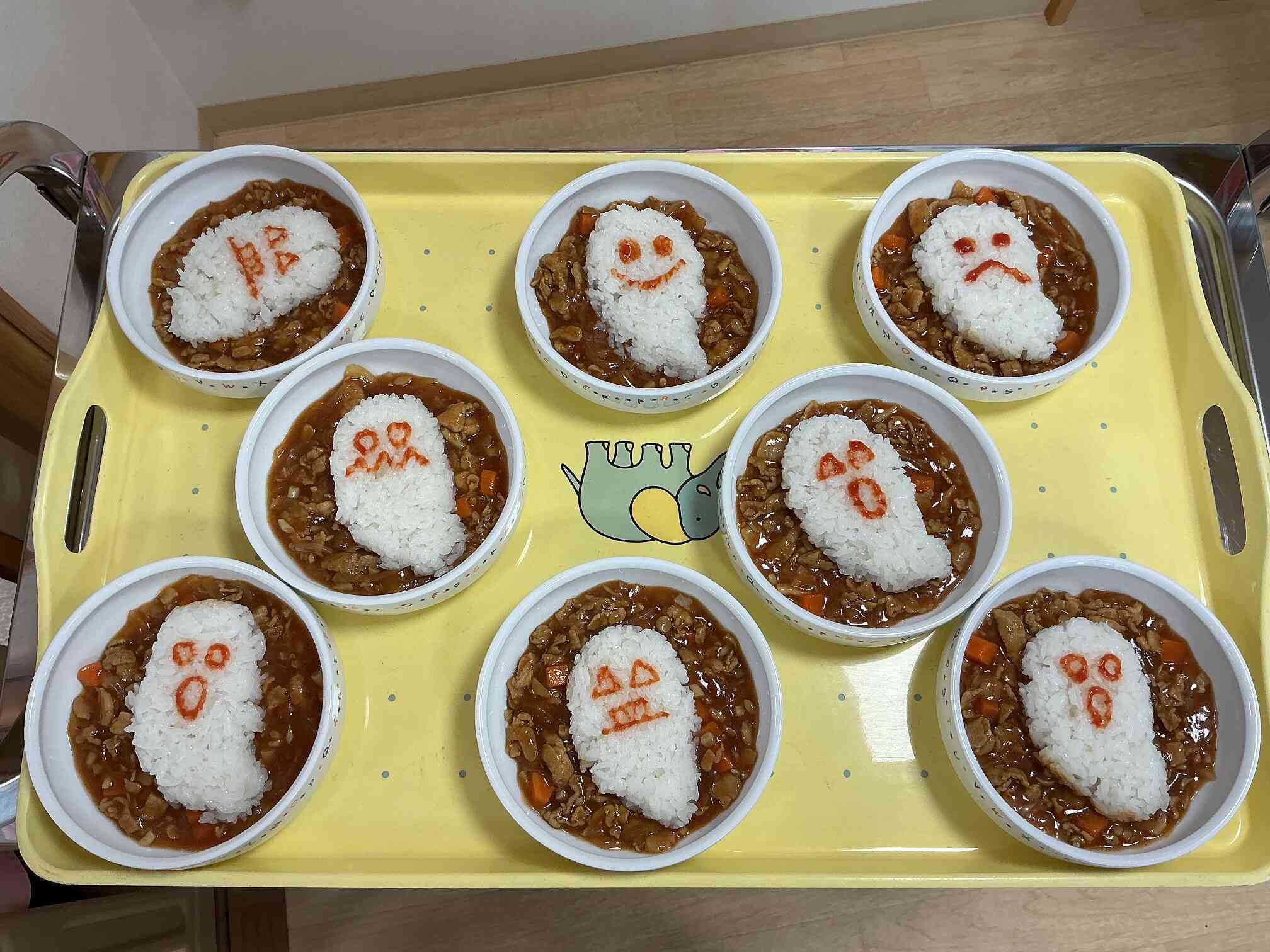オバケハヤシにミイラパン!