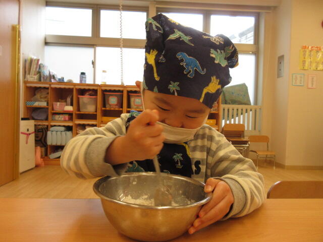 食育　桜餅パンケーキ作り　りす組、ぱんだ組、きりん組（3.4.5歳児）