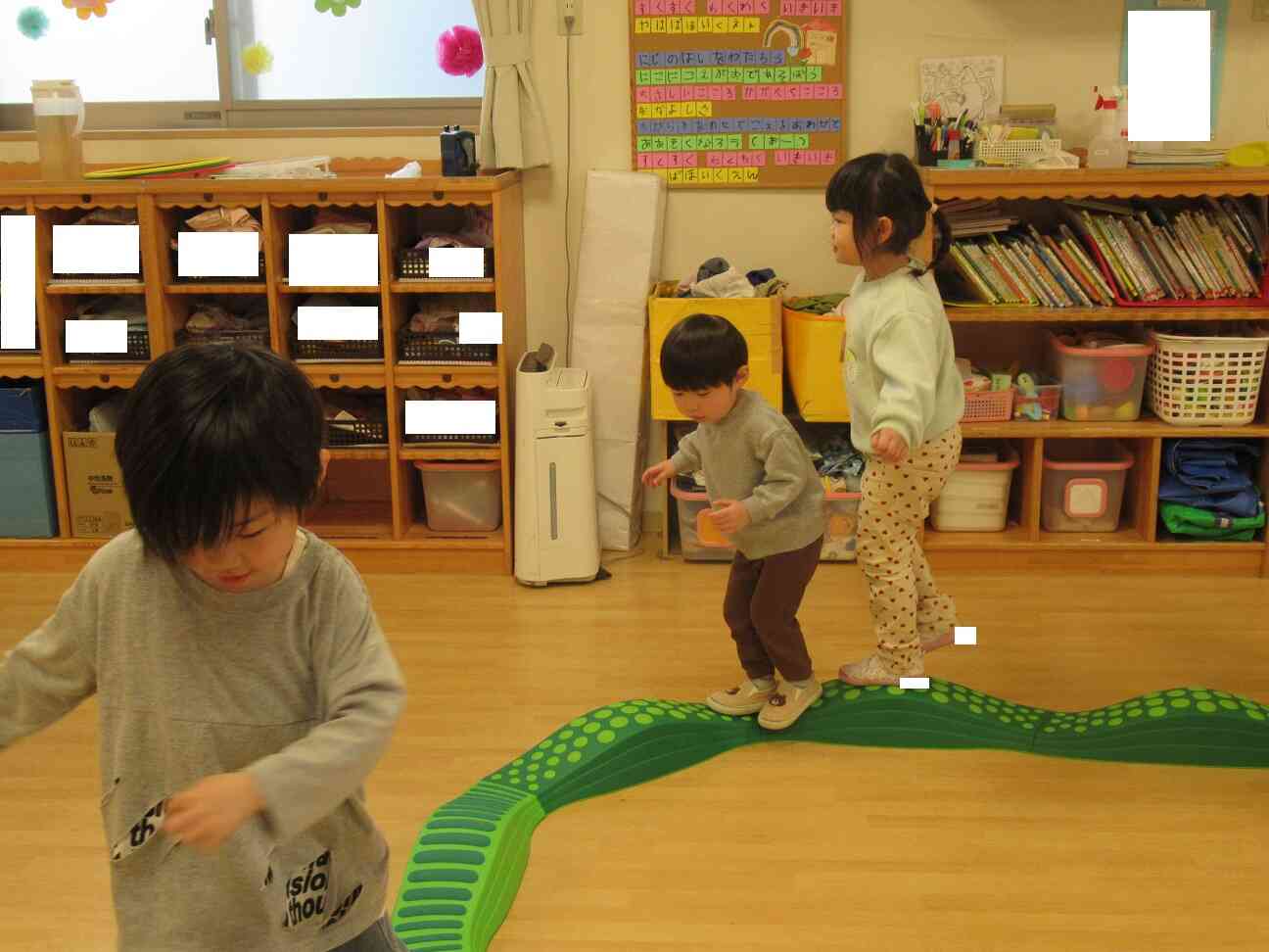 3月の室内遊びの様子~りす組