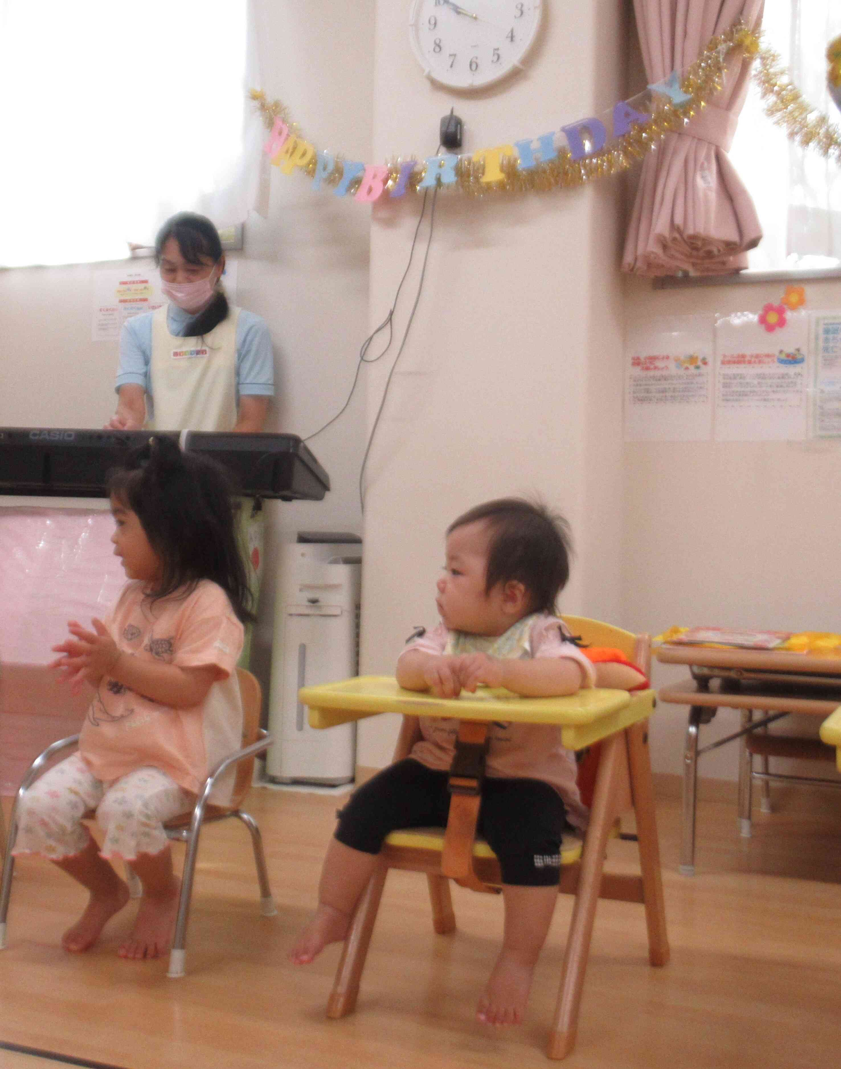 ８月のおたんじょうびかいをしました