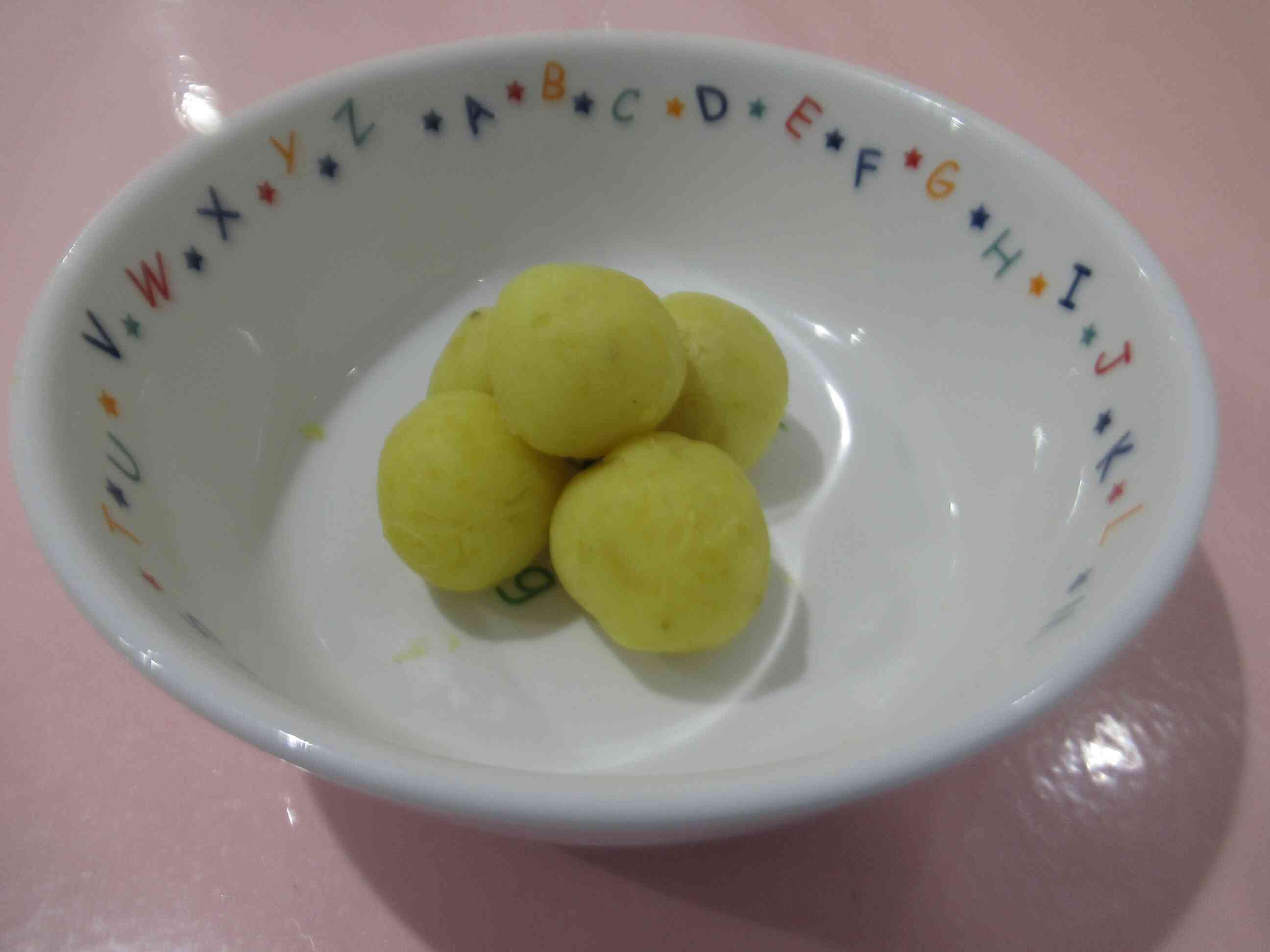 10月のおやつ「お月見スイートポテト」