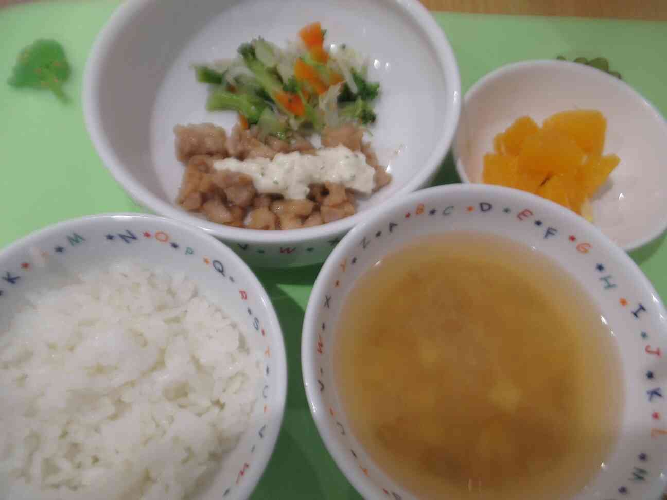 11月の給食「チキン南蛮」