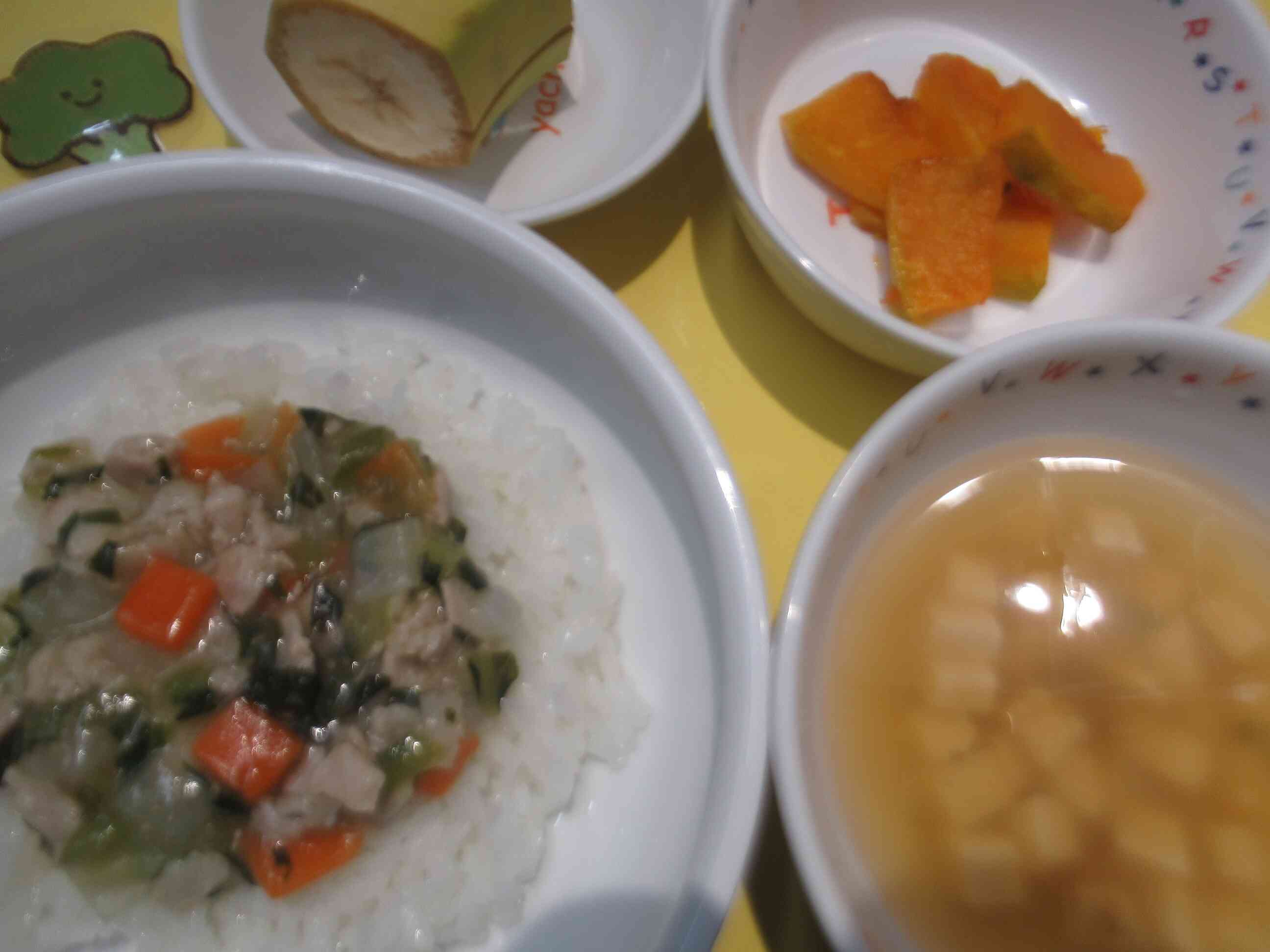 １月の給食「塩あんかけ野菜丼」