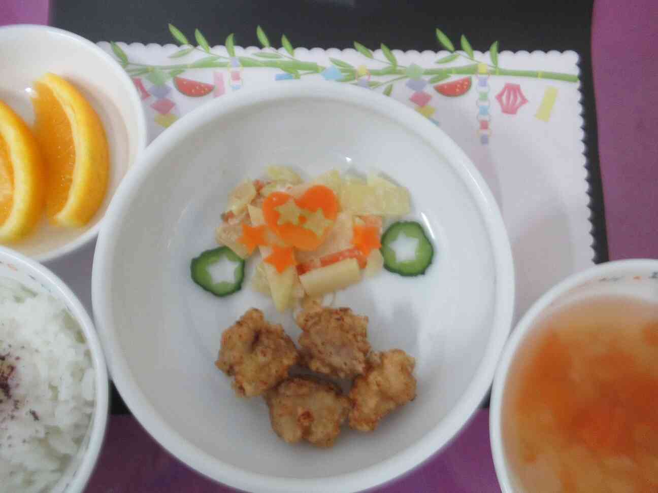 7月の給食「鶏のゴマ唐揚げ」