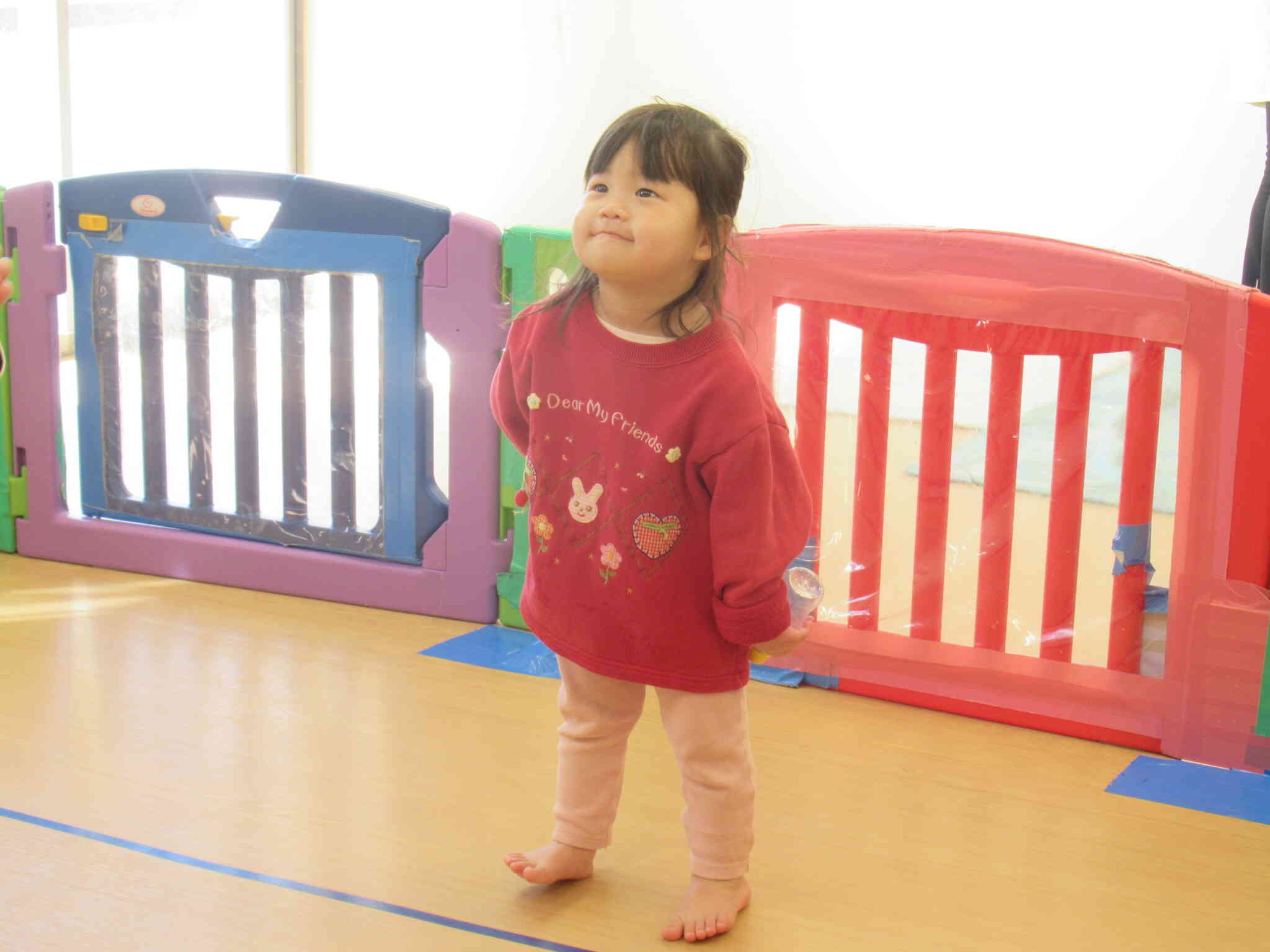 えっへん！！得意そうな表情でオオカミさんから逃げて満足そう☆