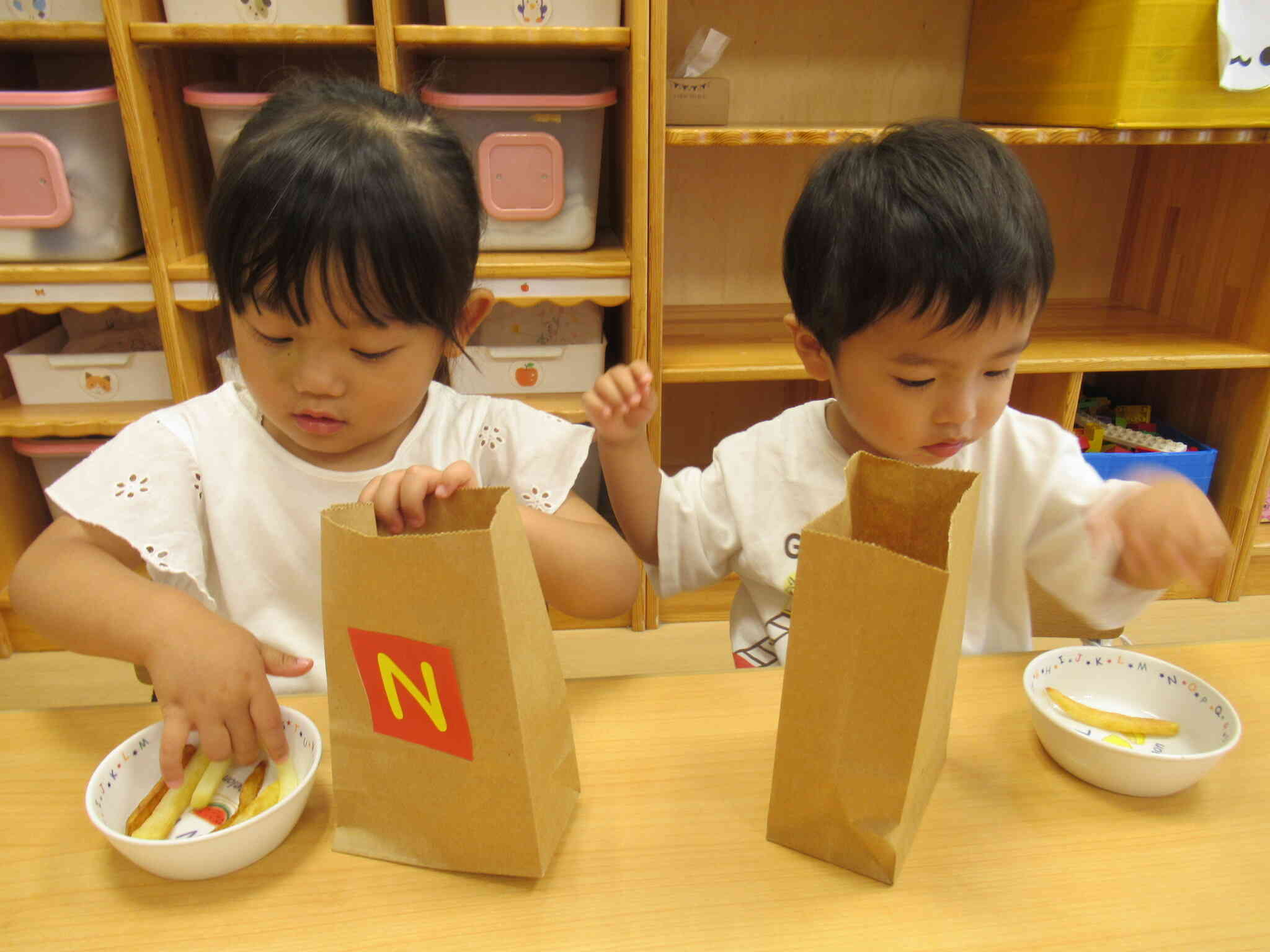 今日はポテトを自分で味付け♪