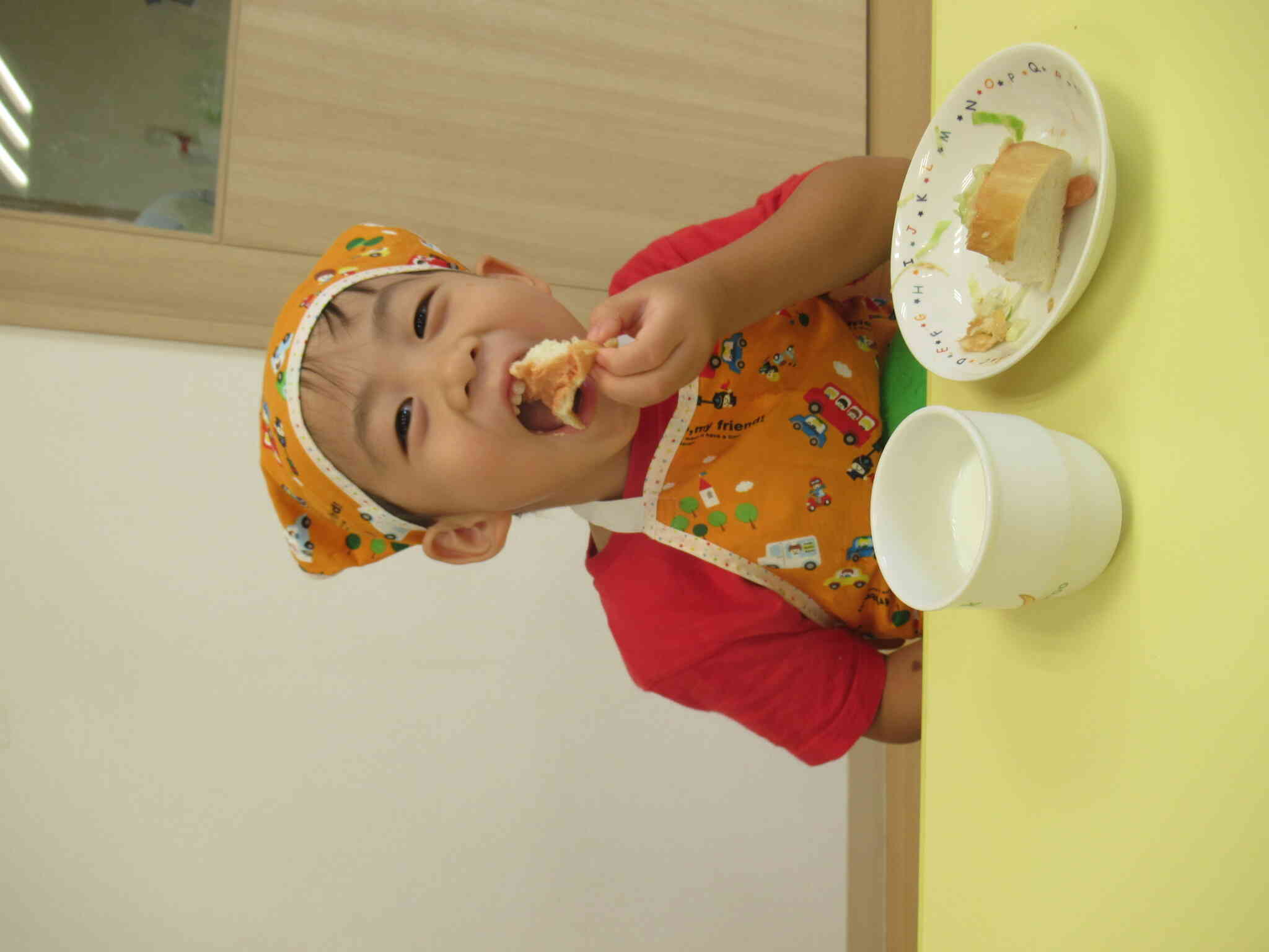 ホットドッグ作り　～りす組さん～