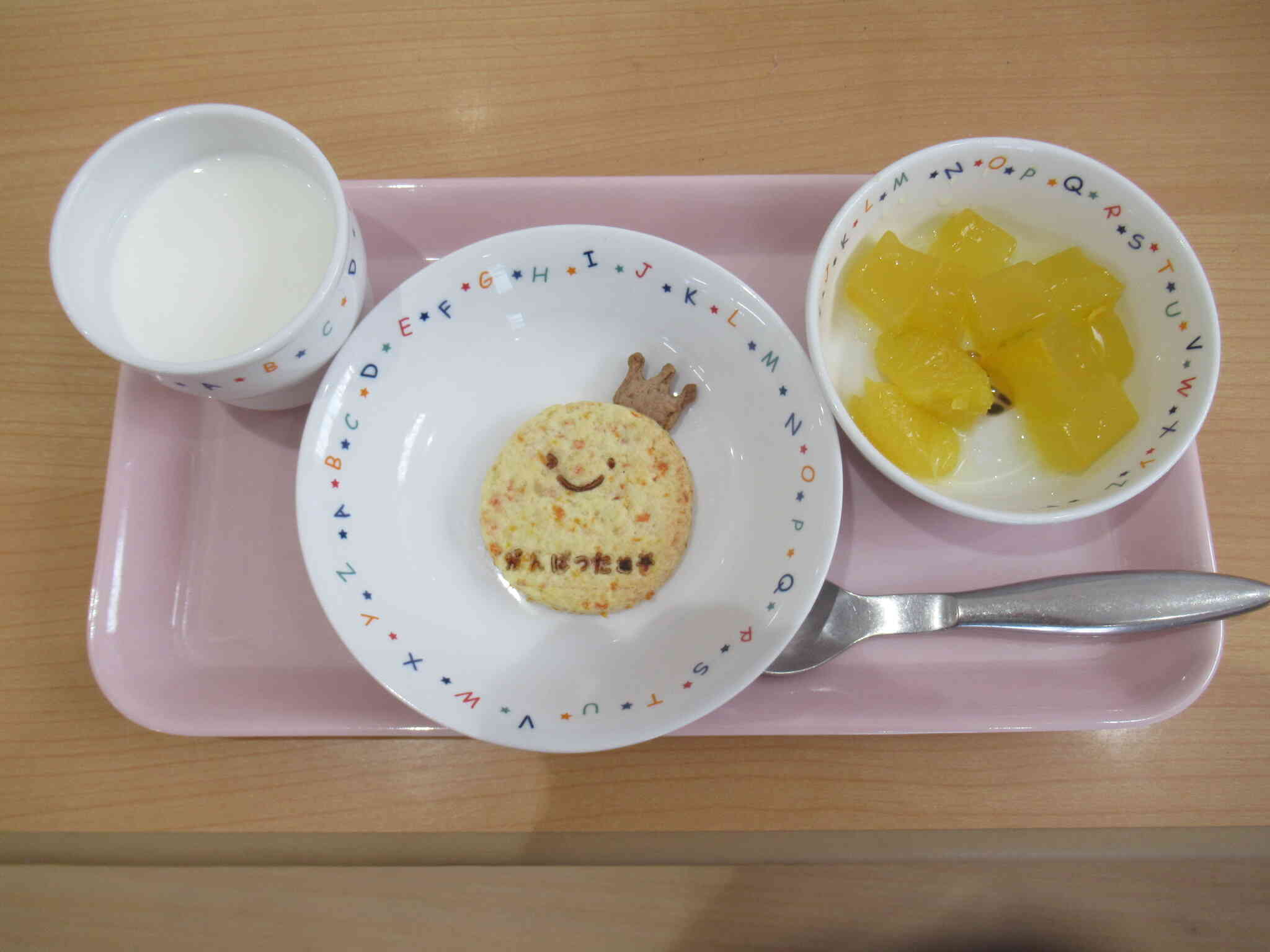 １０月のおやつ　運動会かんばったねクッキー