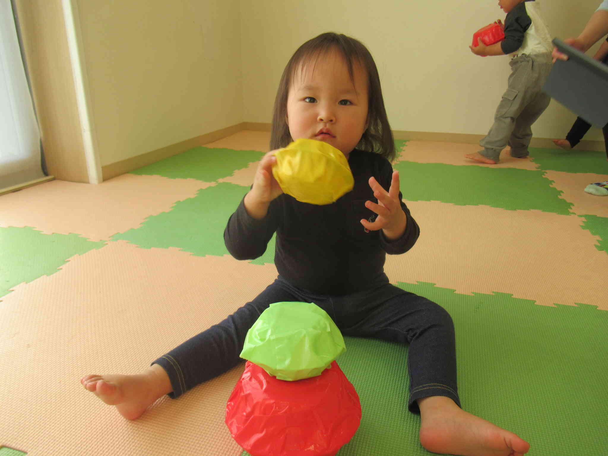 おっとっとっとだるま落とし