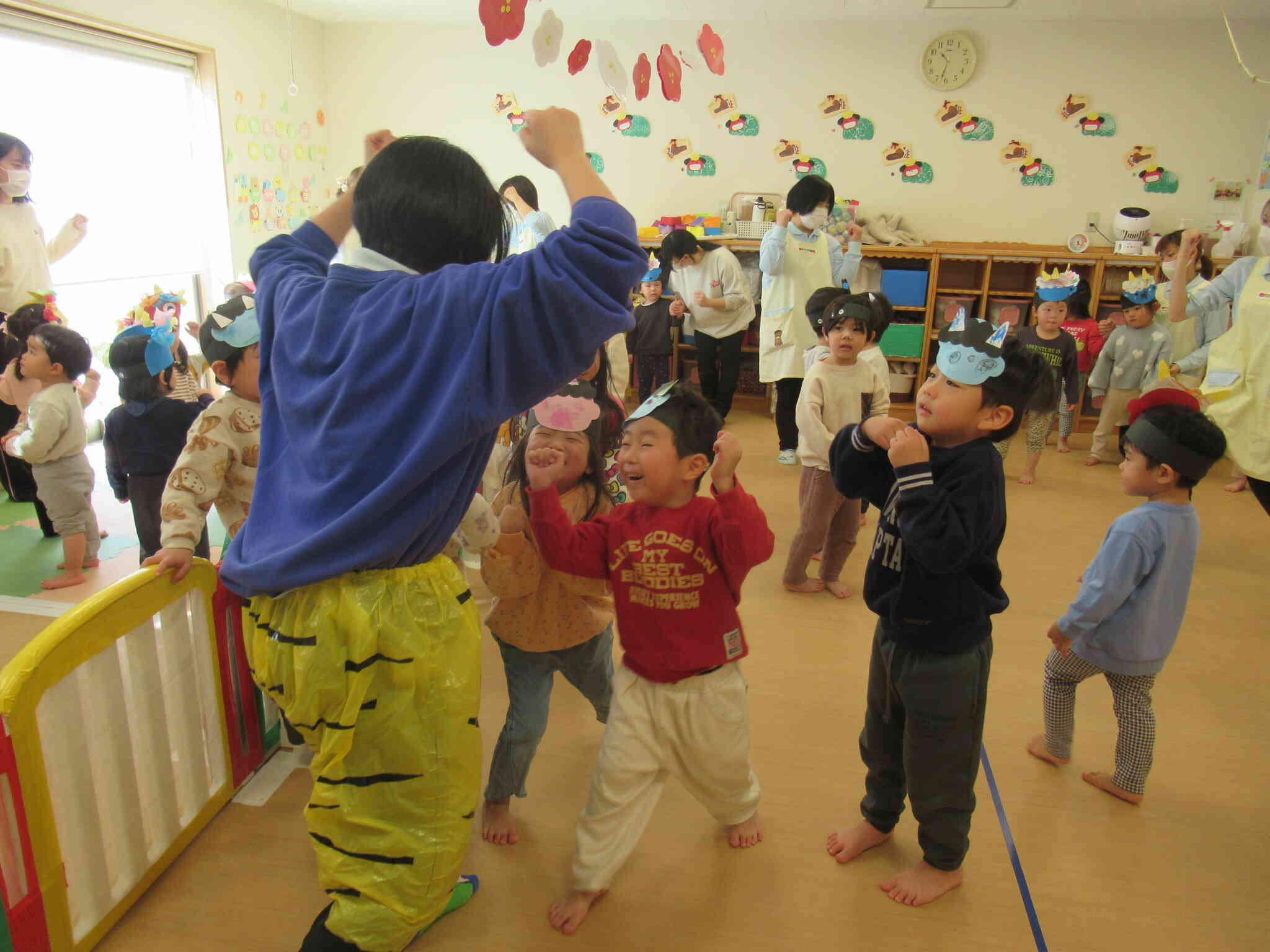 鬼のパンツを一緒に踊っちゃおう♪