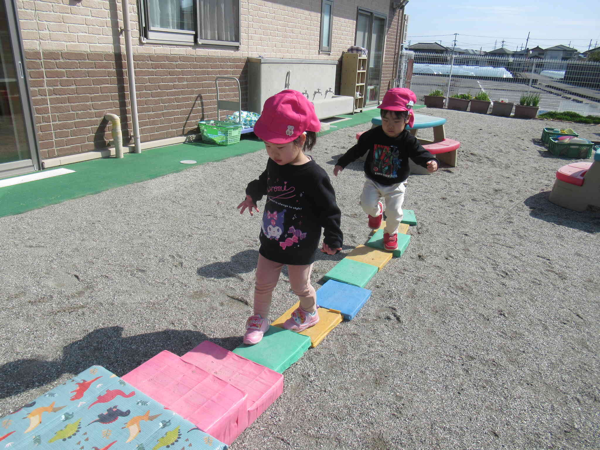 お外でサーキット遊び☆彡