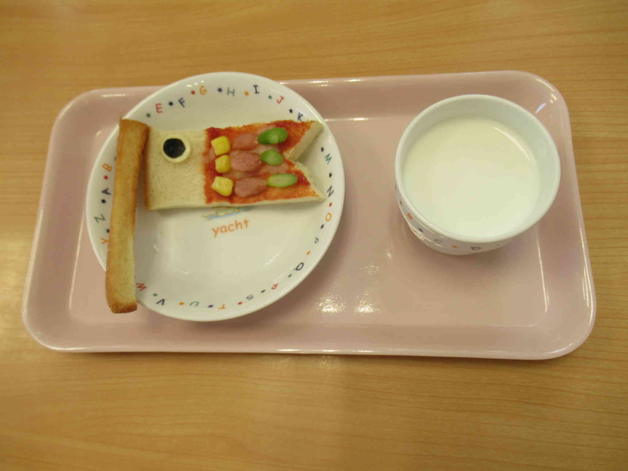 5月　こどもの日のおやつ