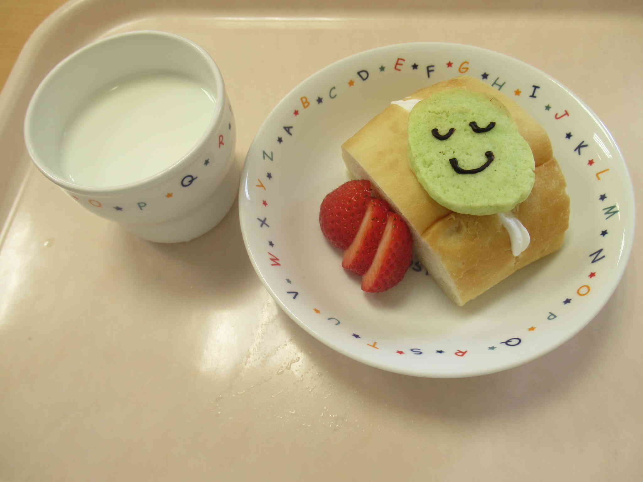 ５月　お誕生日会のおやつ