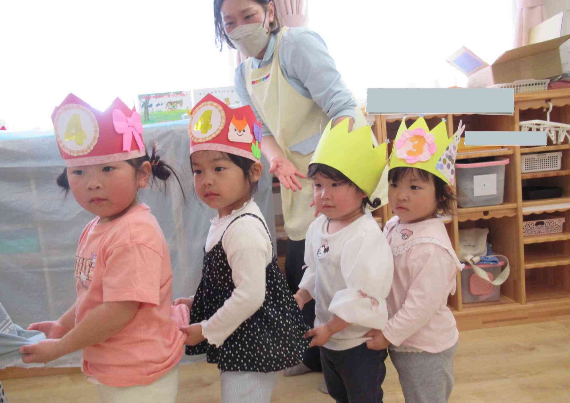 うんとこしょっ！どっこいしょっ！みんなで力を合わせておおきなかぶをぬきましょう！