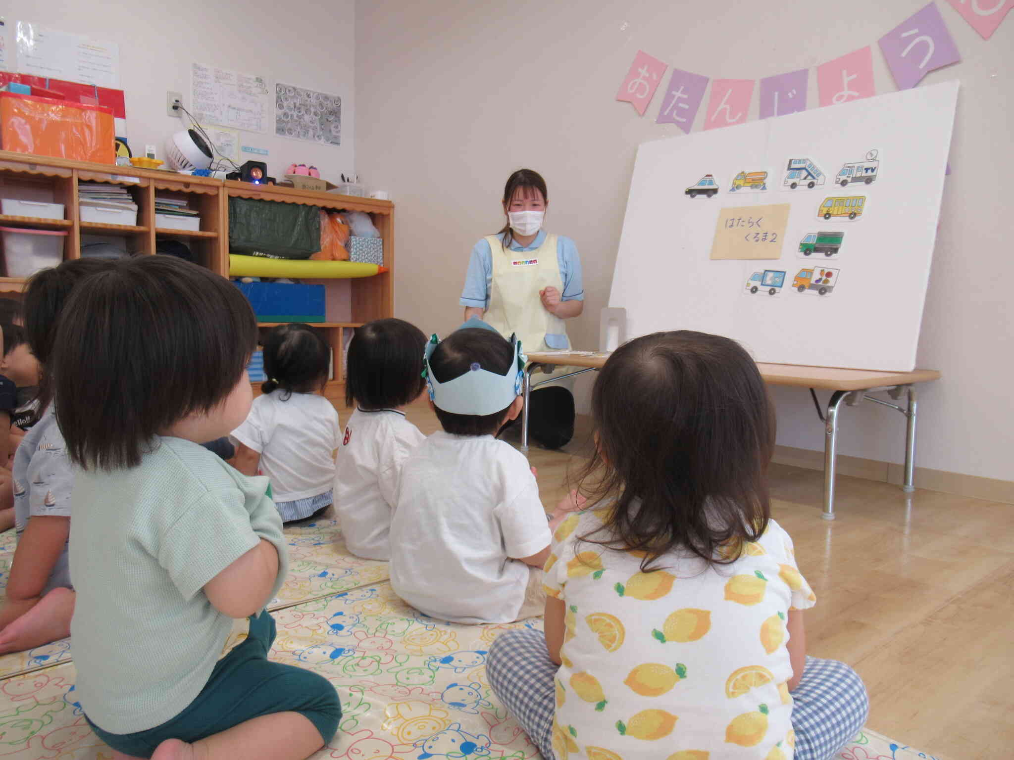 先生からのプレゼント♪はたらくくるま♪のパネルシアター☆楽しかったね♡