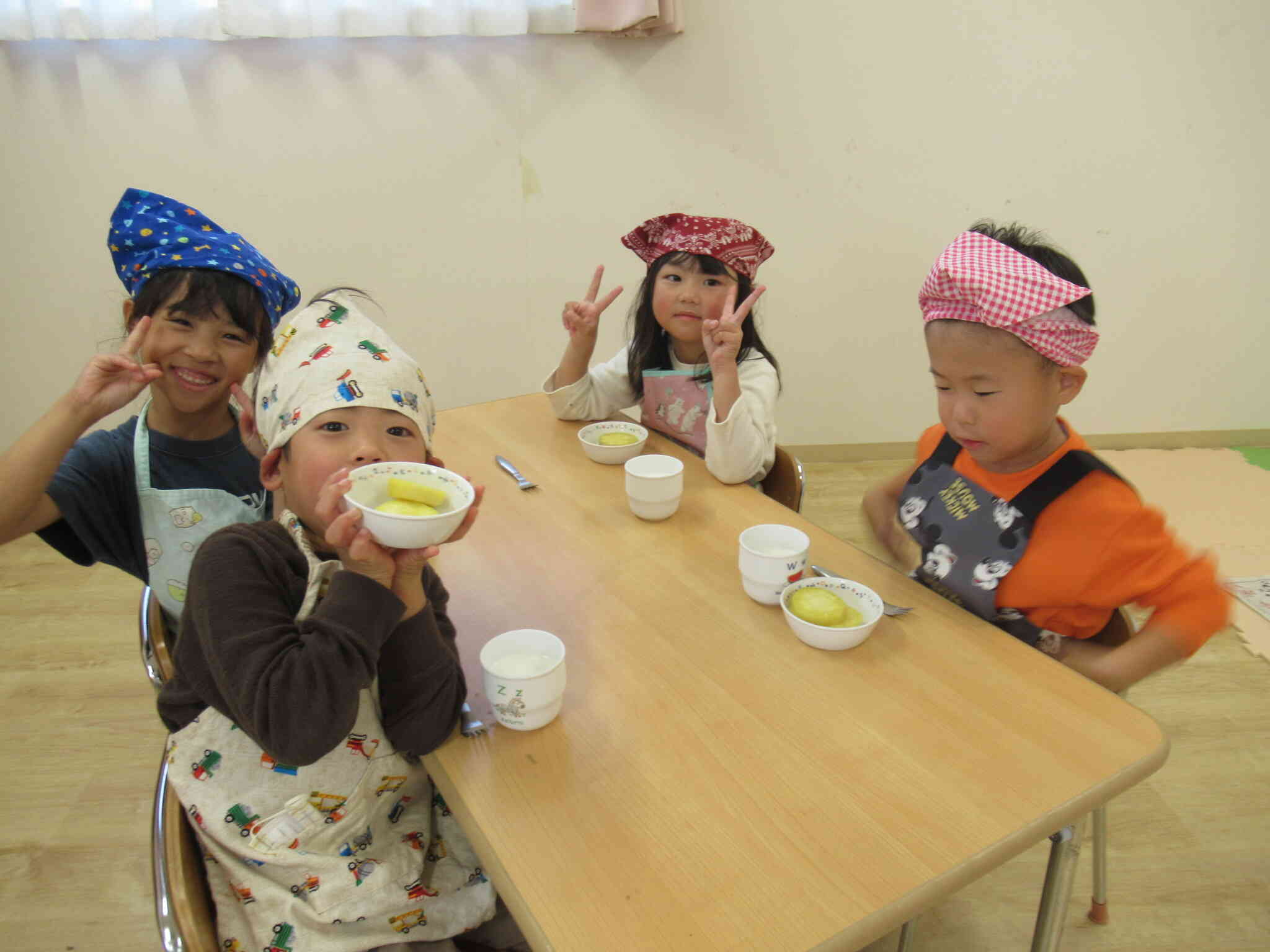 焼き芋クッキング（きりん組さん）