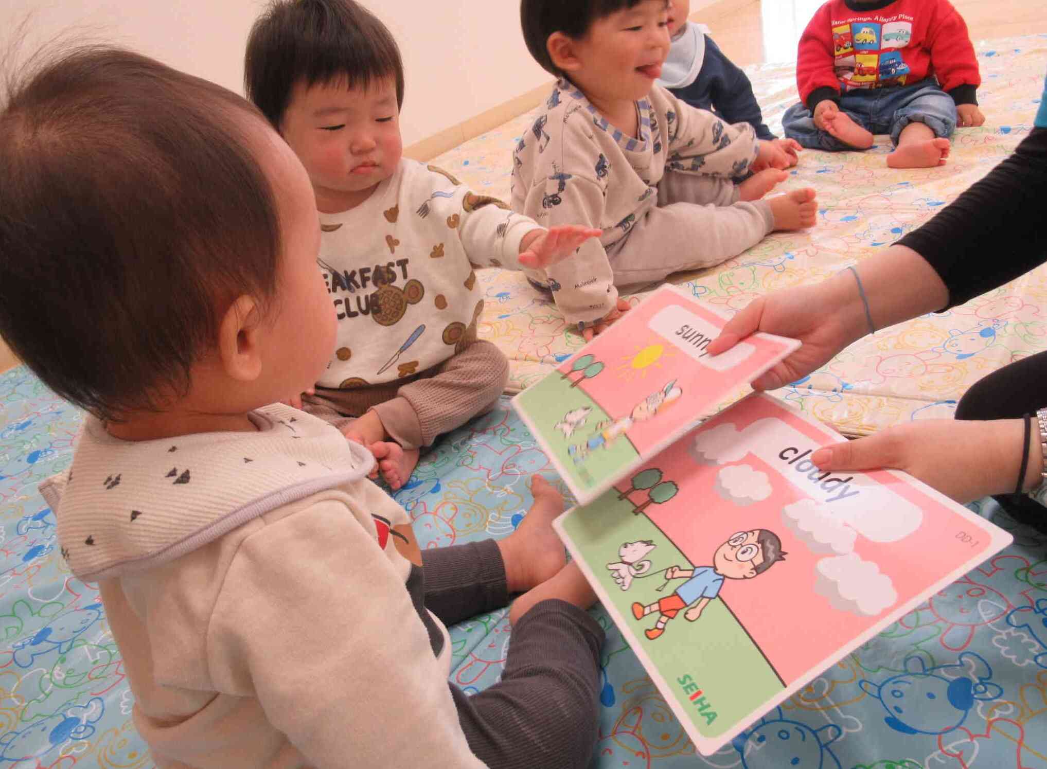 ぼくたちも英語に挑戦しているよ！