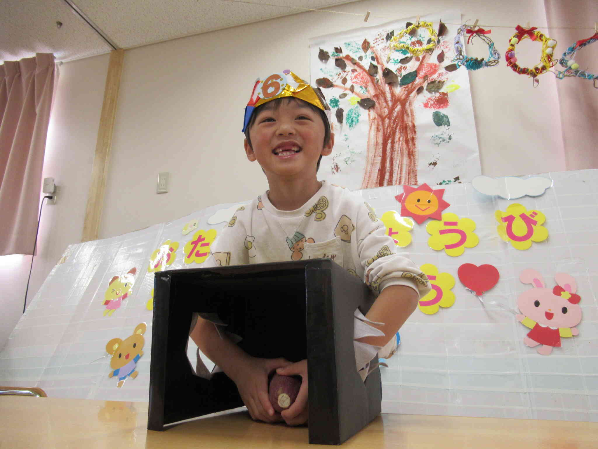 箱のなかみはな～んだ？！クイズ☆彡