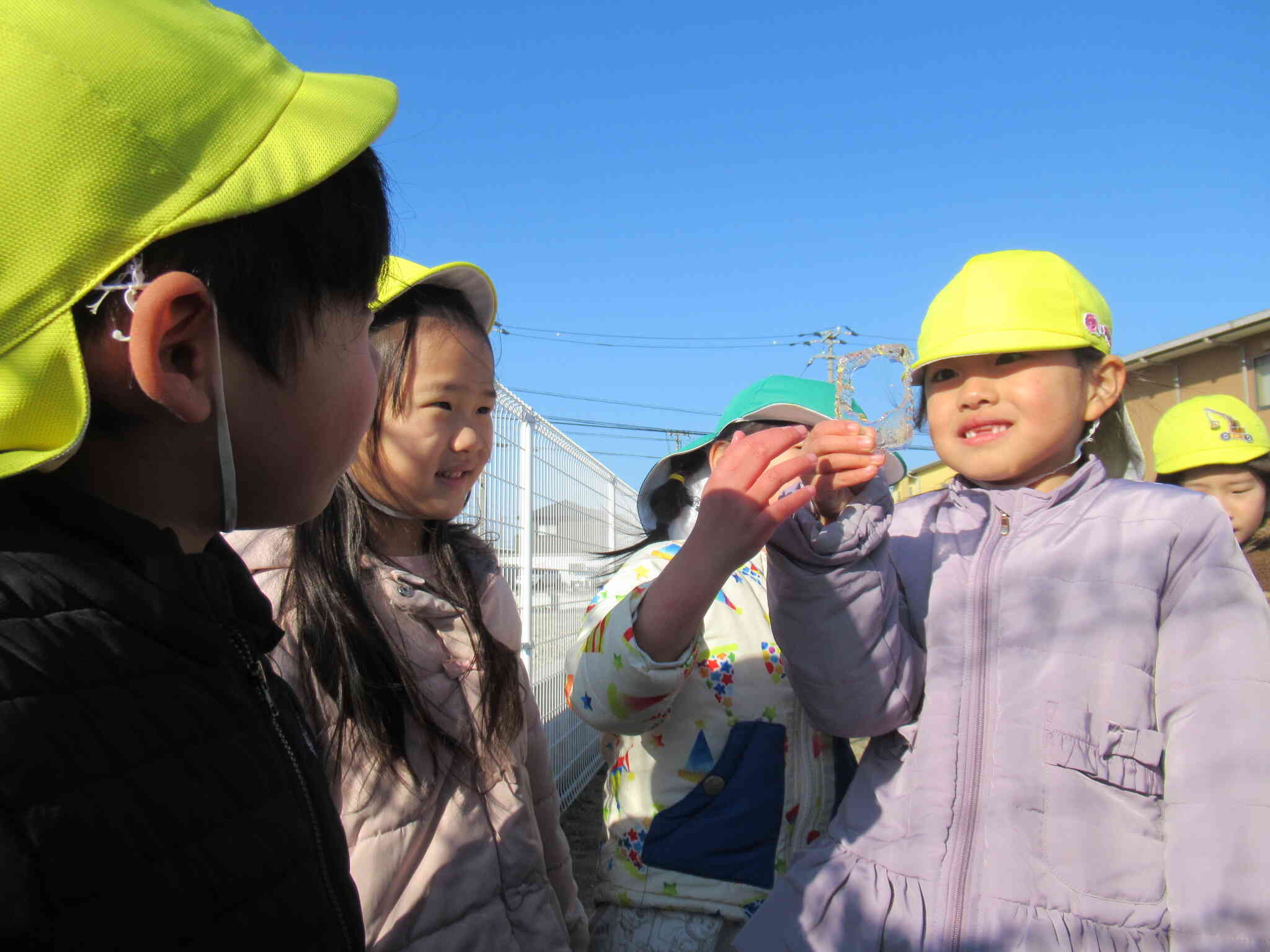 こんな形の氷ができたよ！！