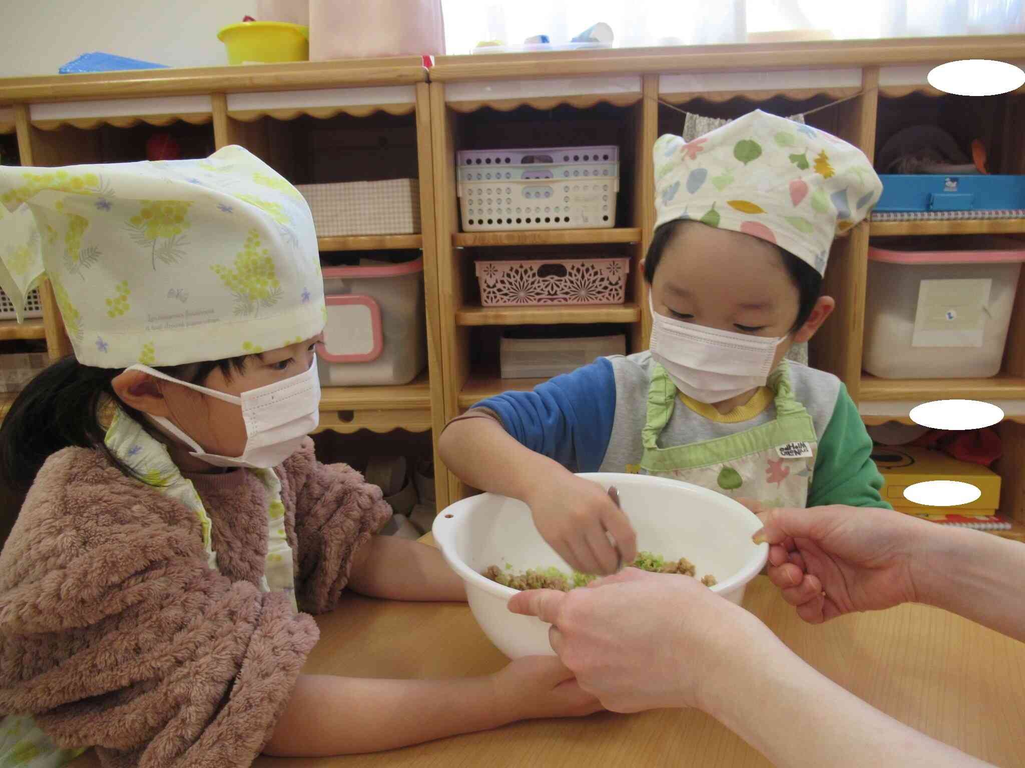 餃子を作ろう♪～ぱんだ組さん～
