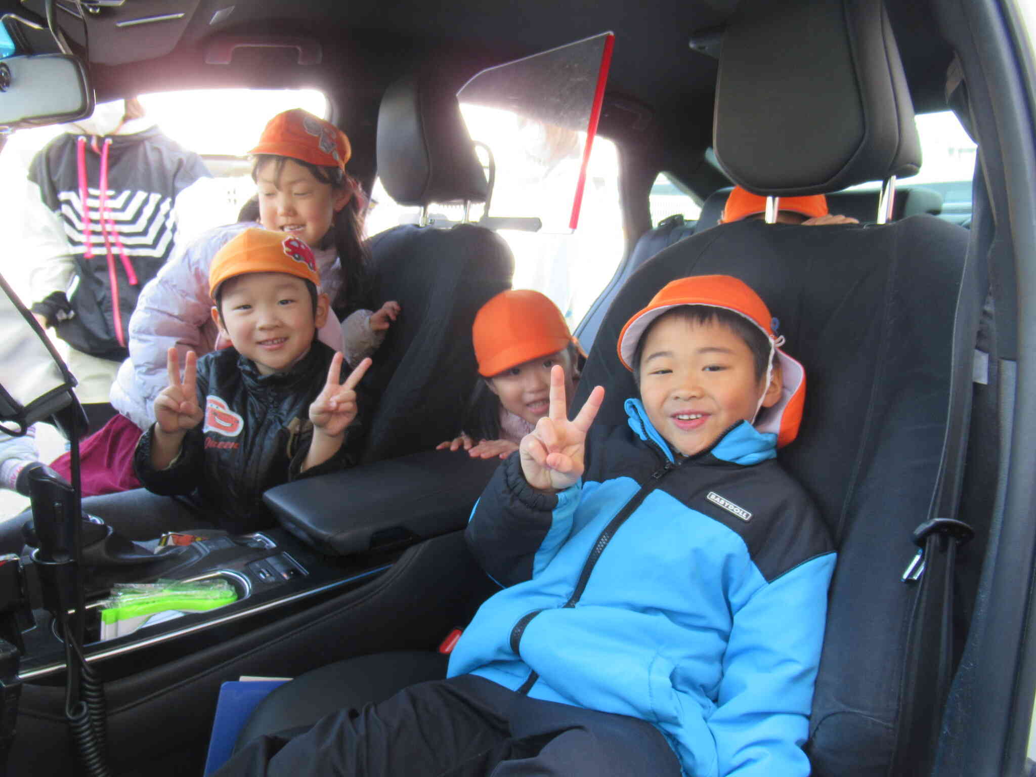 パトカーを見せてもらったよ☆