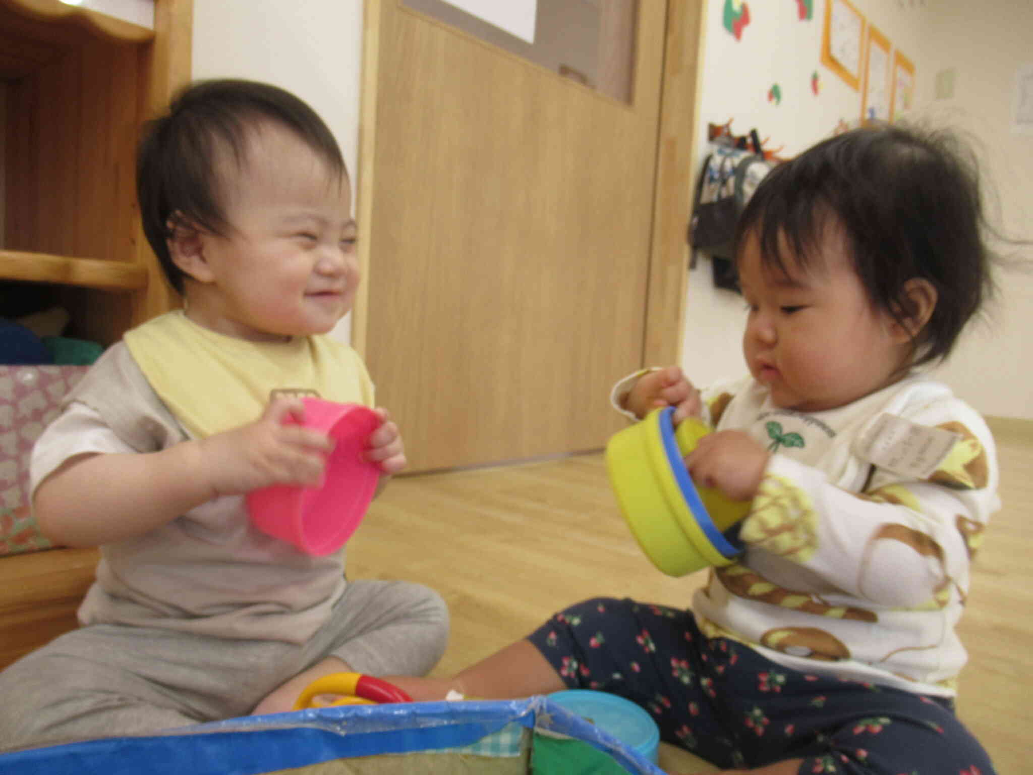 同じおもちゃで楽しいね♪