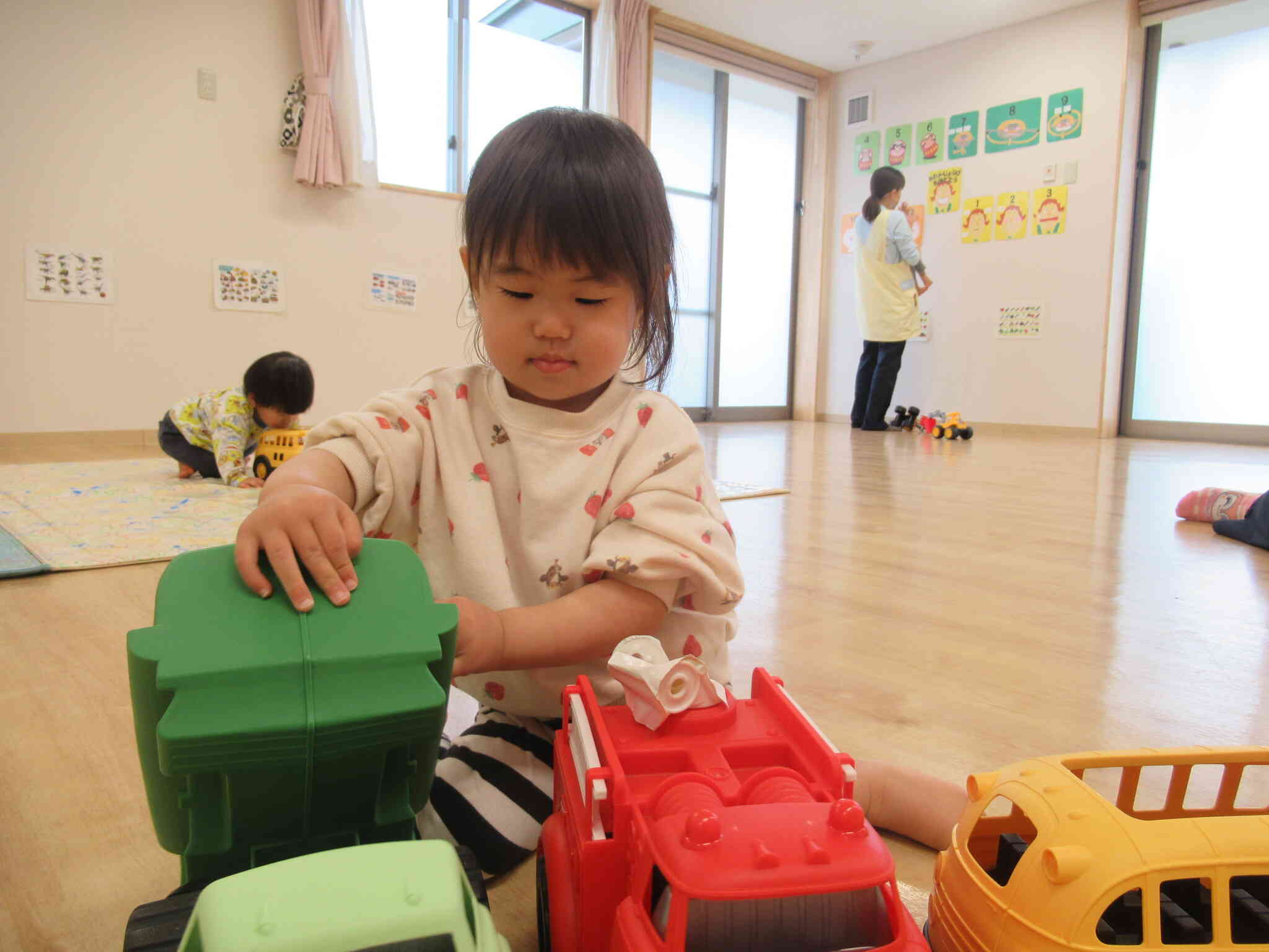 大きな車、出発しま～す！