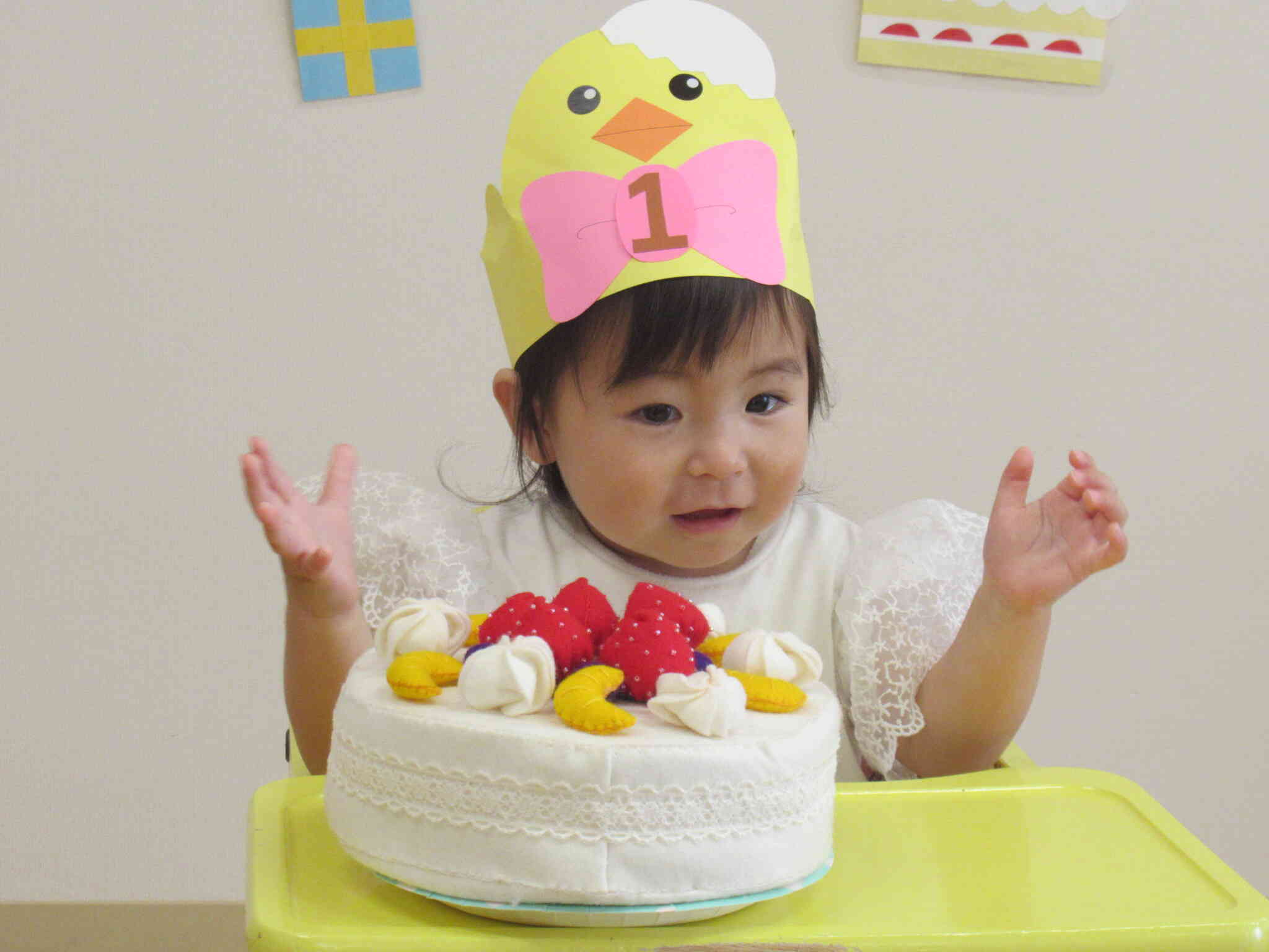 １歳になったよ！みんなでお祝いしました～♪どんどんおおきくなぁ～～れ！