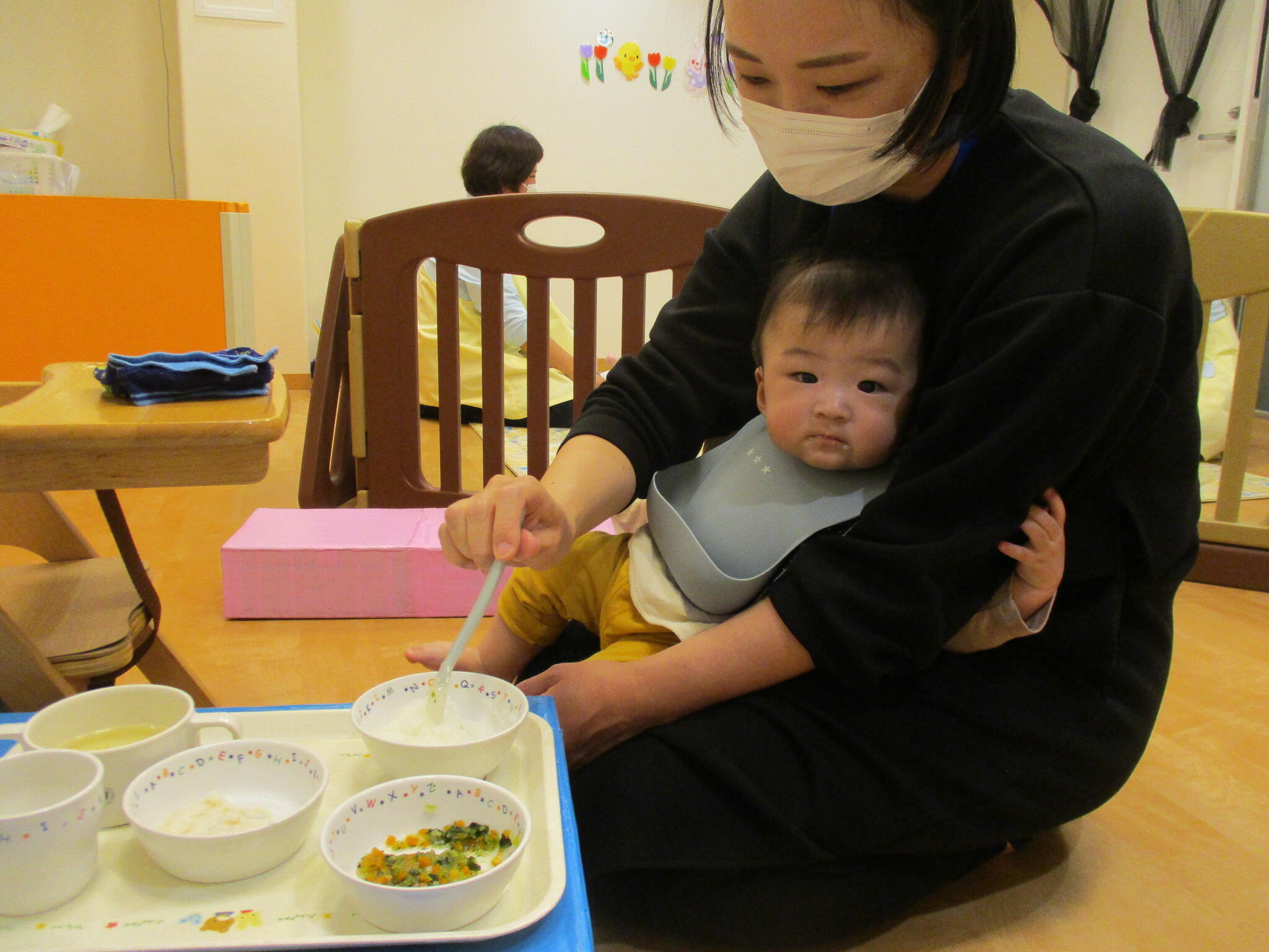 親子食事の様子（中期食）