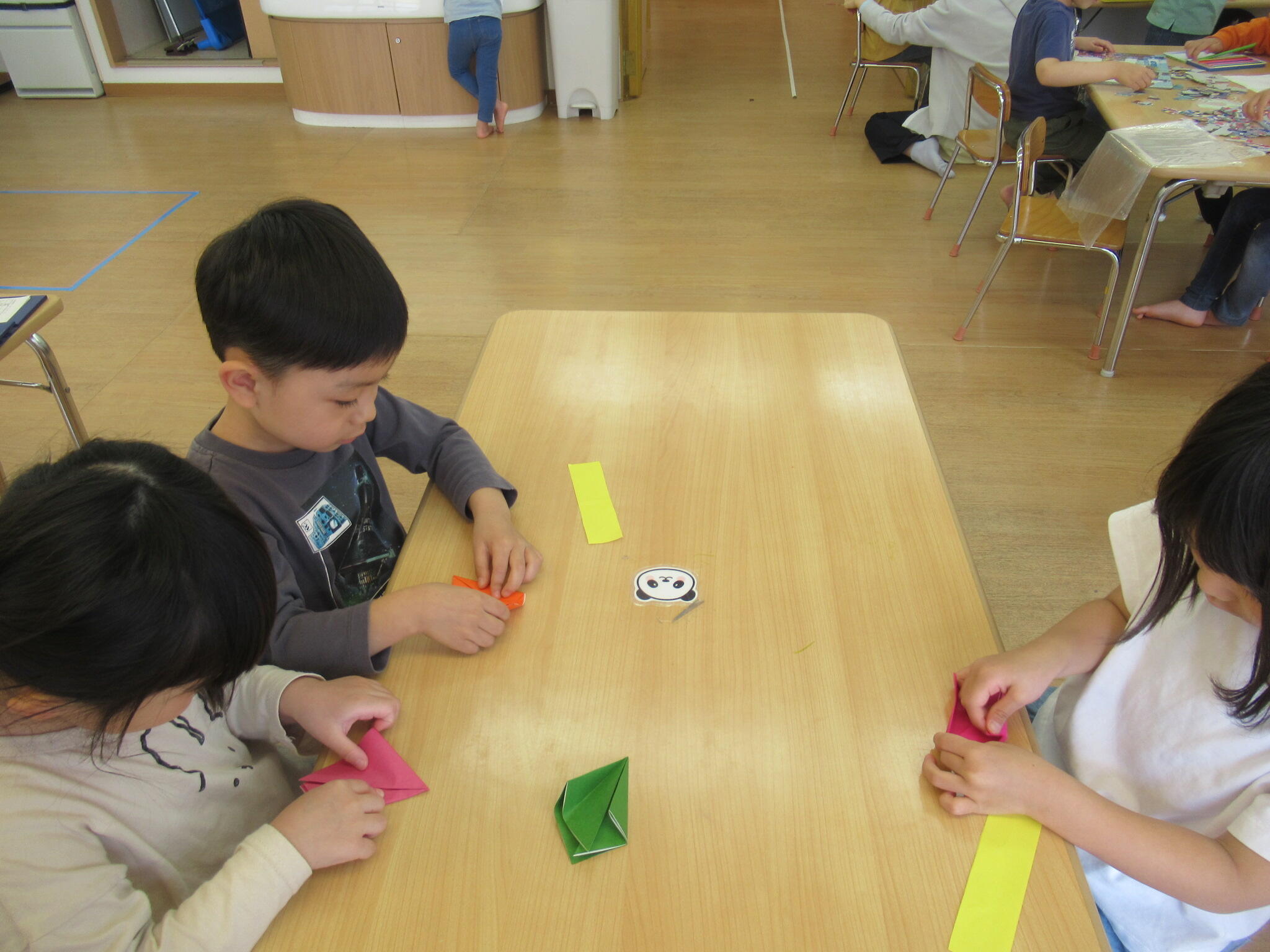 とても真剣な様子の子どもたち