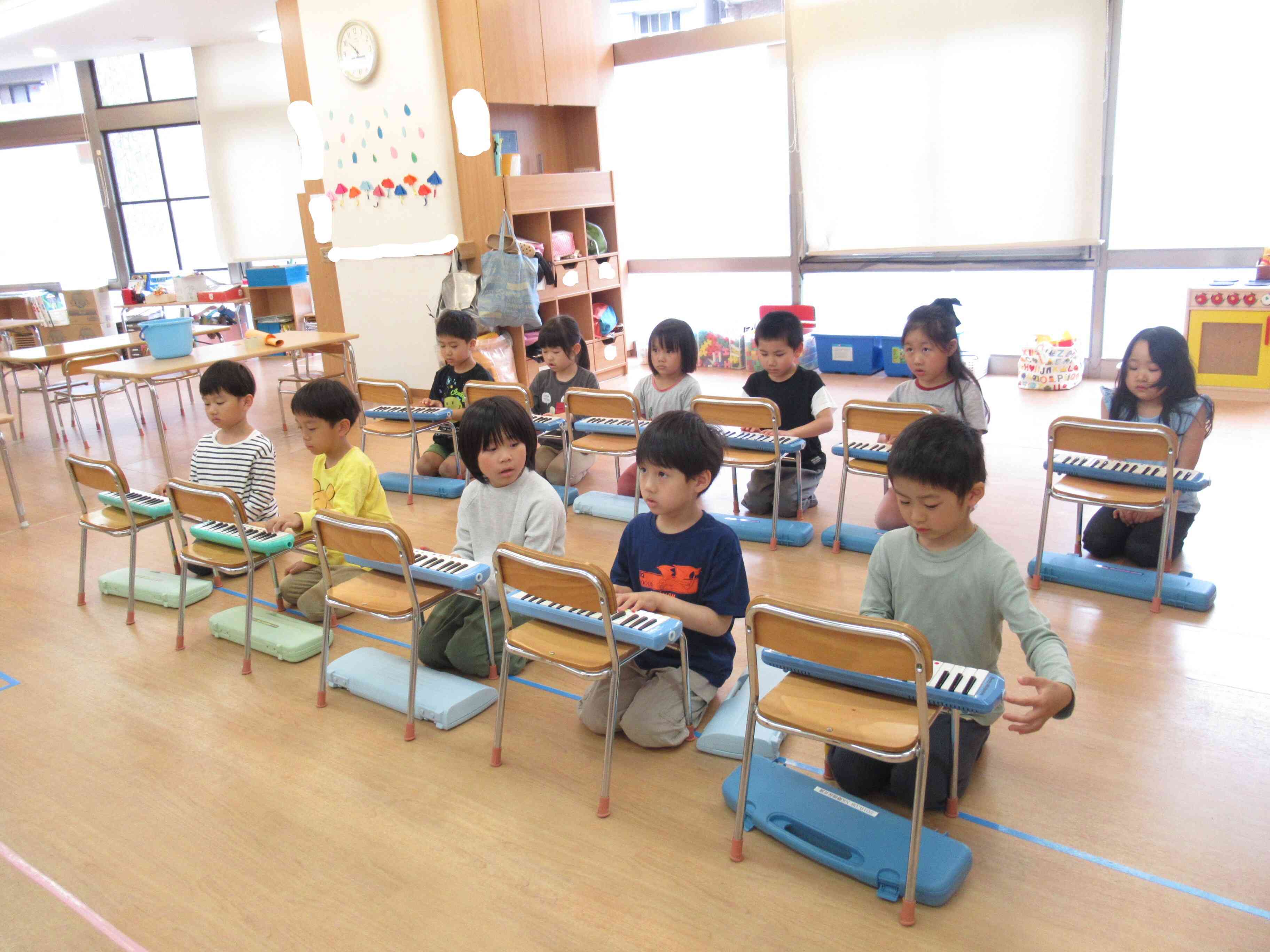 5歳児 ピアニカに挑戦！｜ニチイキッズ曙橋保育園｜ニチイキッズ