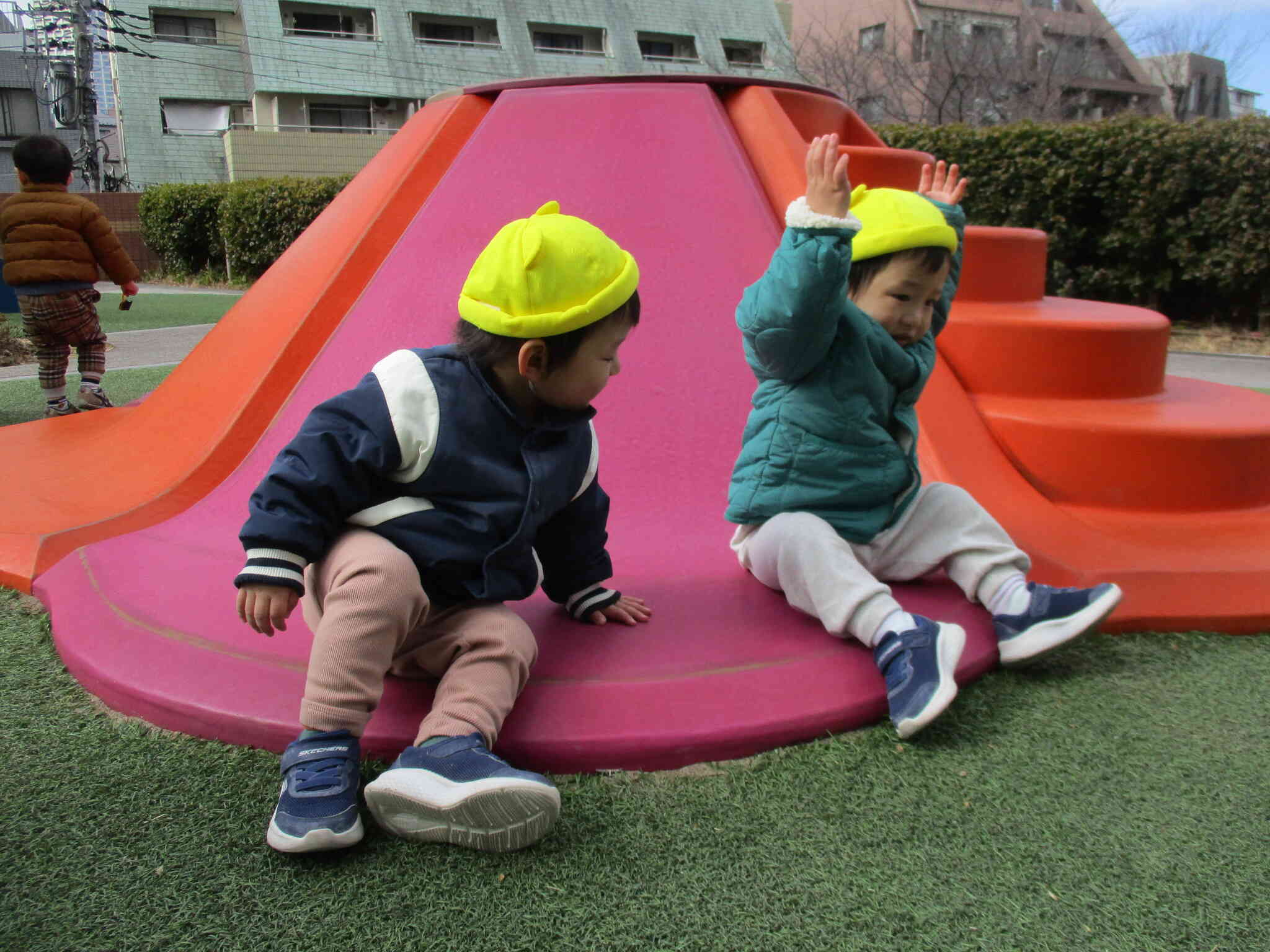 すべり台もすべれるよ～！