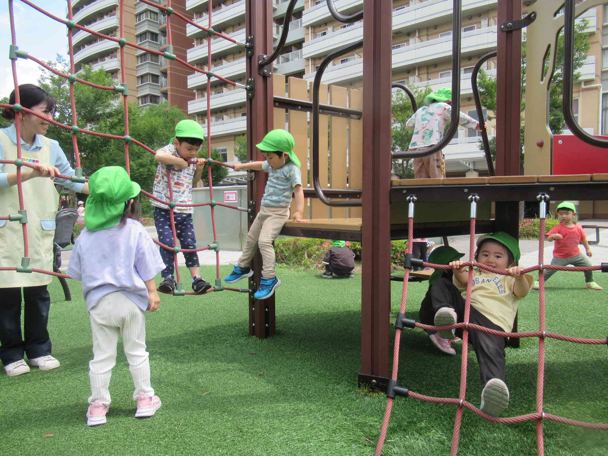 遊具でもたくさん遊びました！