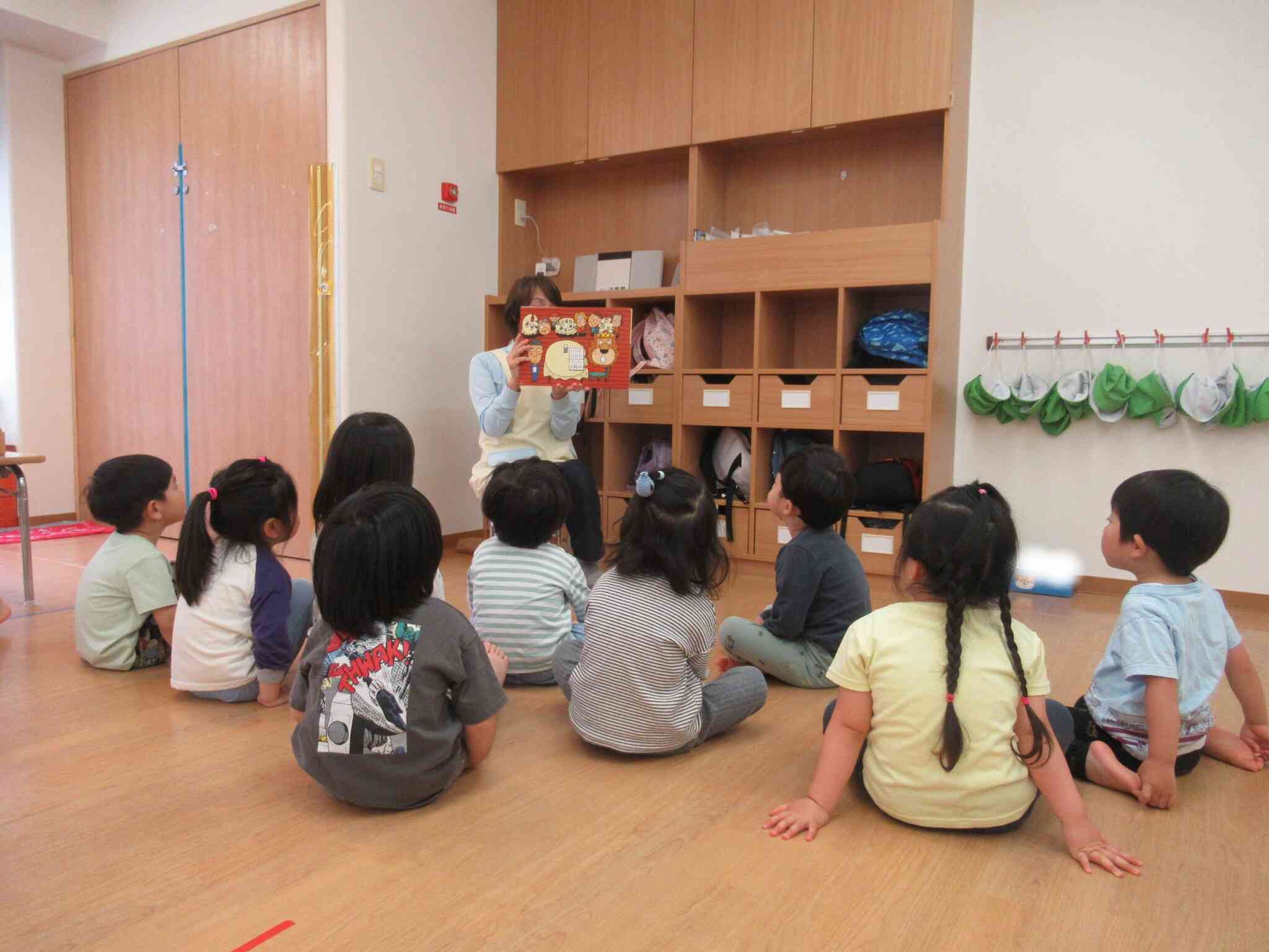 紙芝居を読んでみました