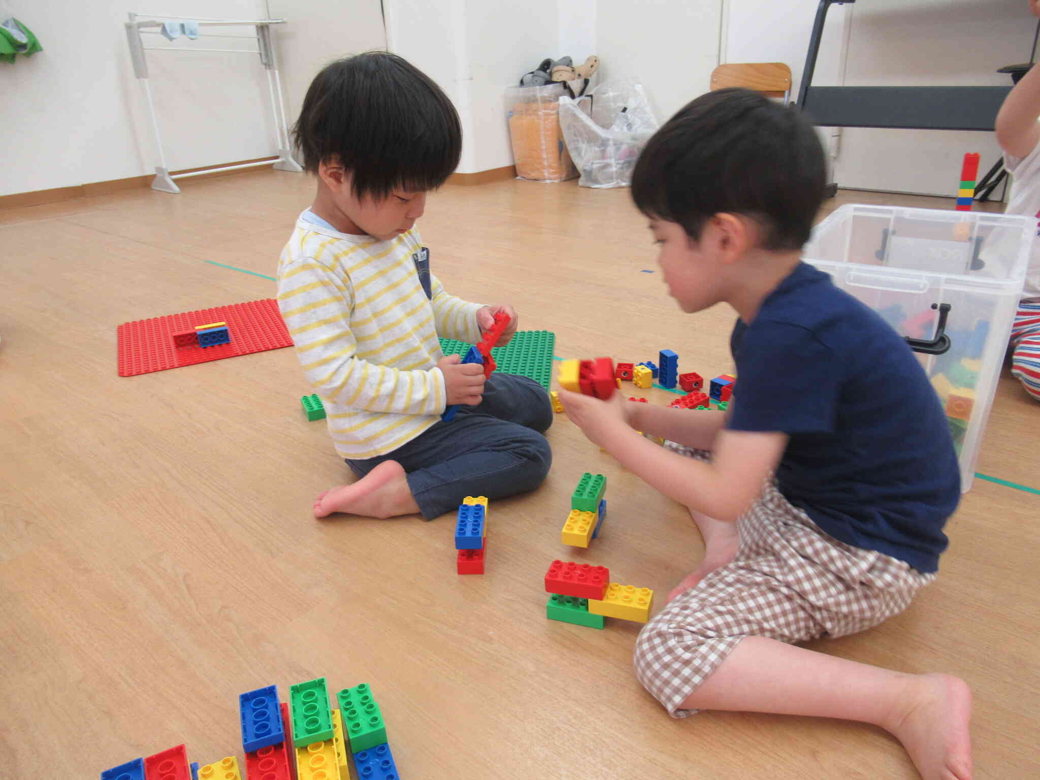 4歳児　雨の日の室内遊び