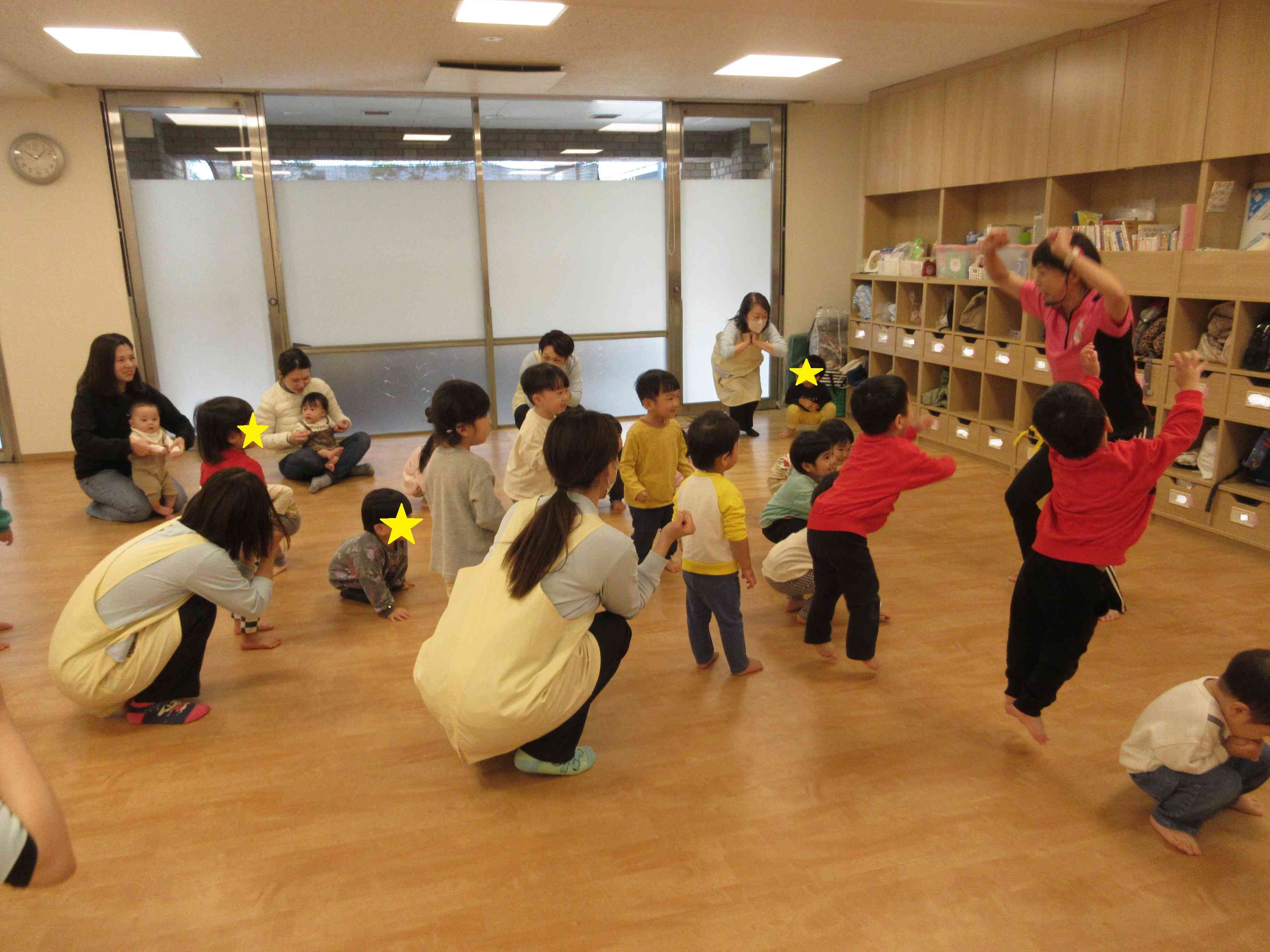 あけみ先生とおもいっきり遊ぼう！！