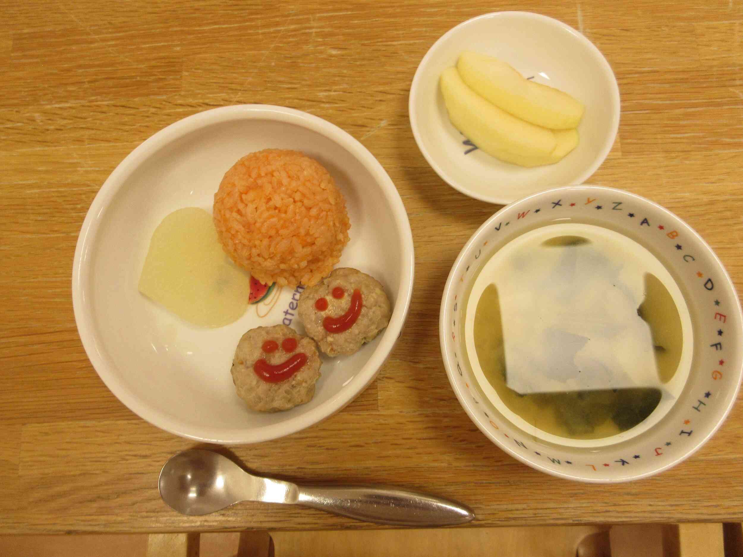 おたのしみ給食！