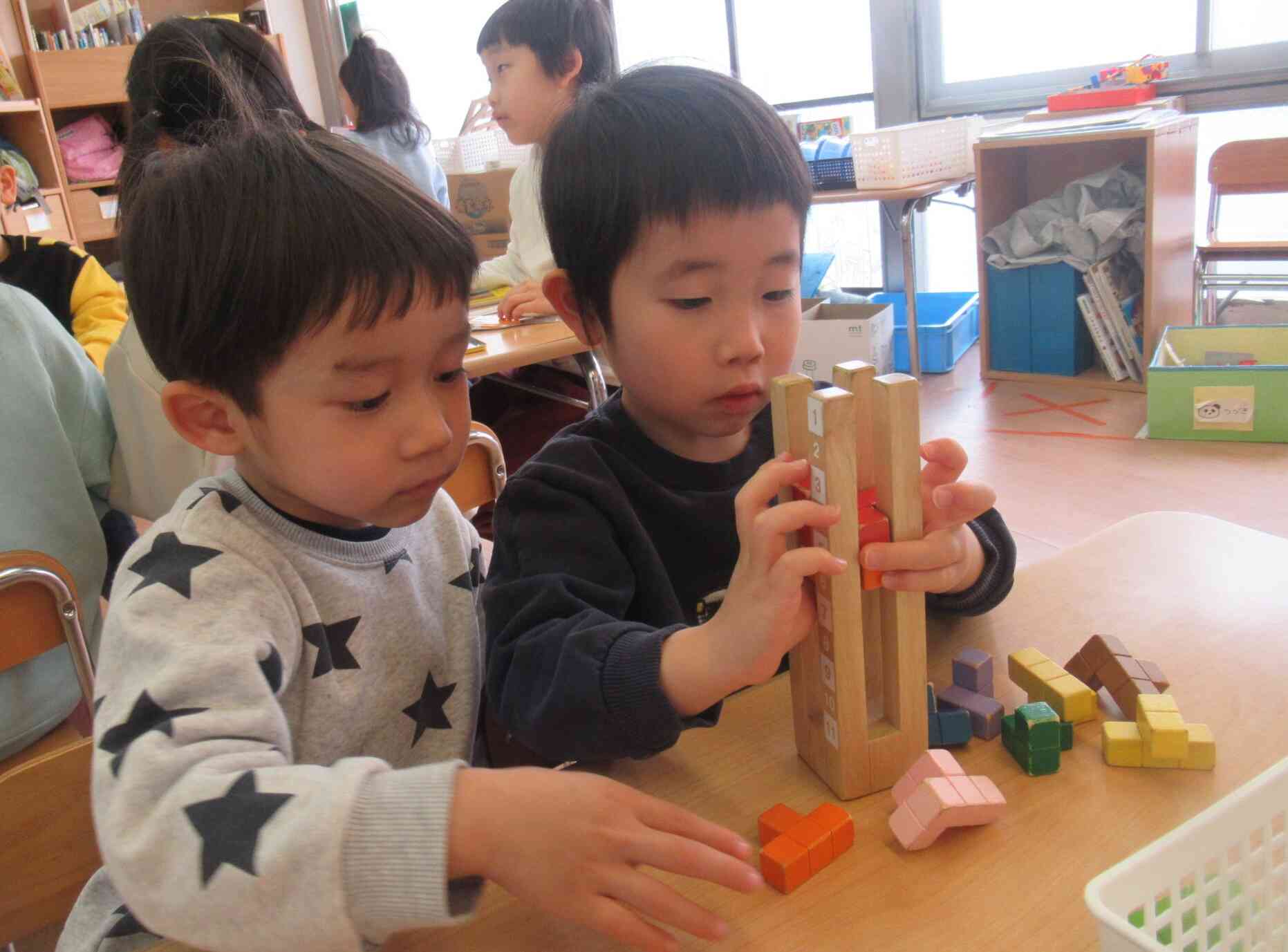 3歳児　お友だちと一緒に