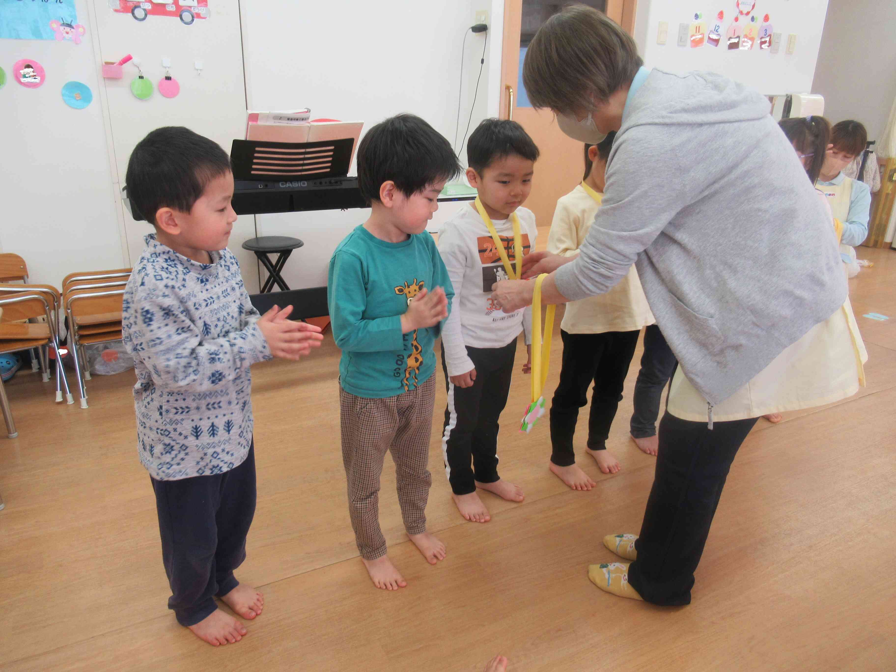 3、4，5歳児　進級式がありました。