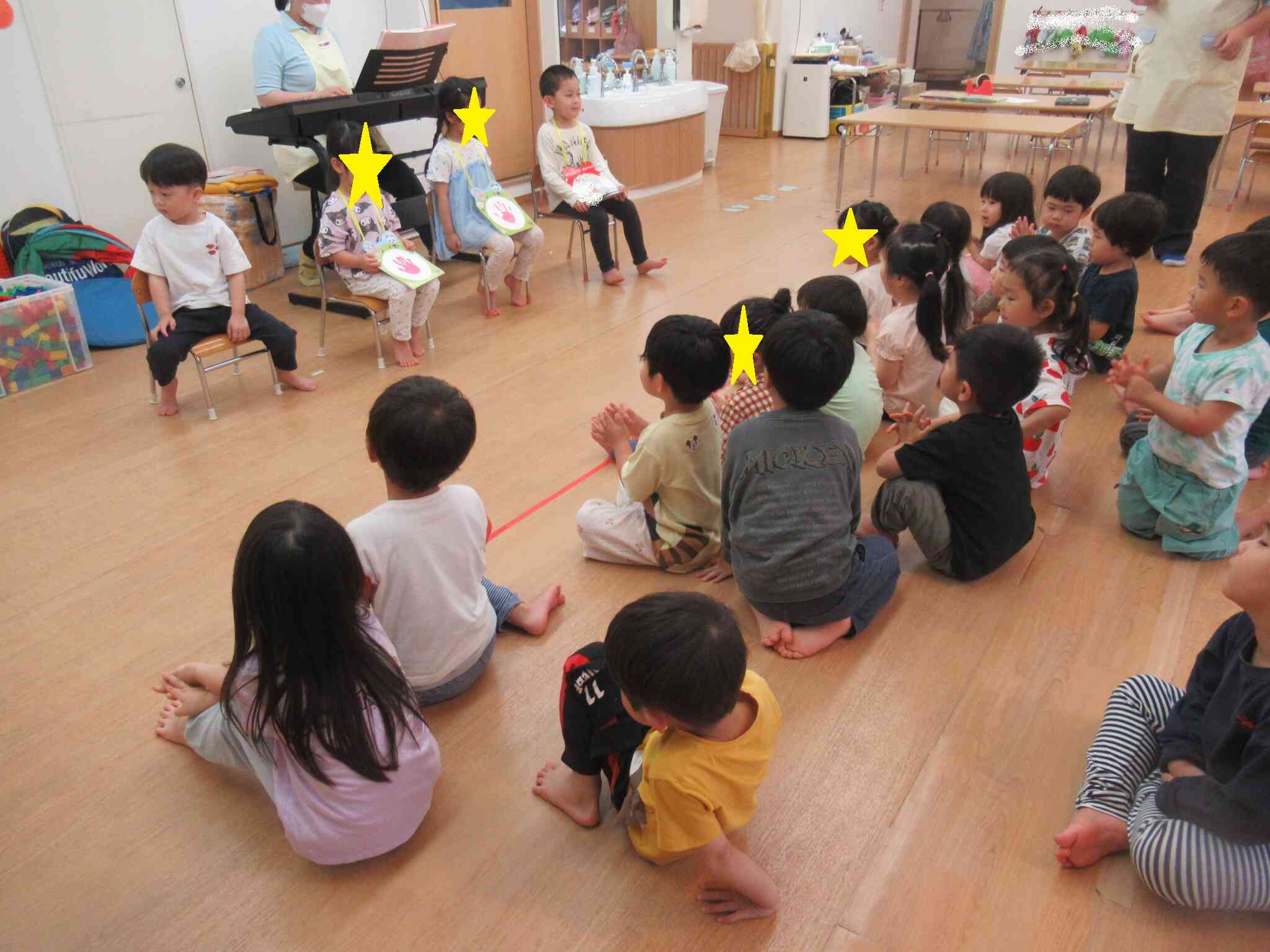 幼児棟　5月の誕生会