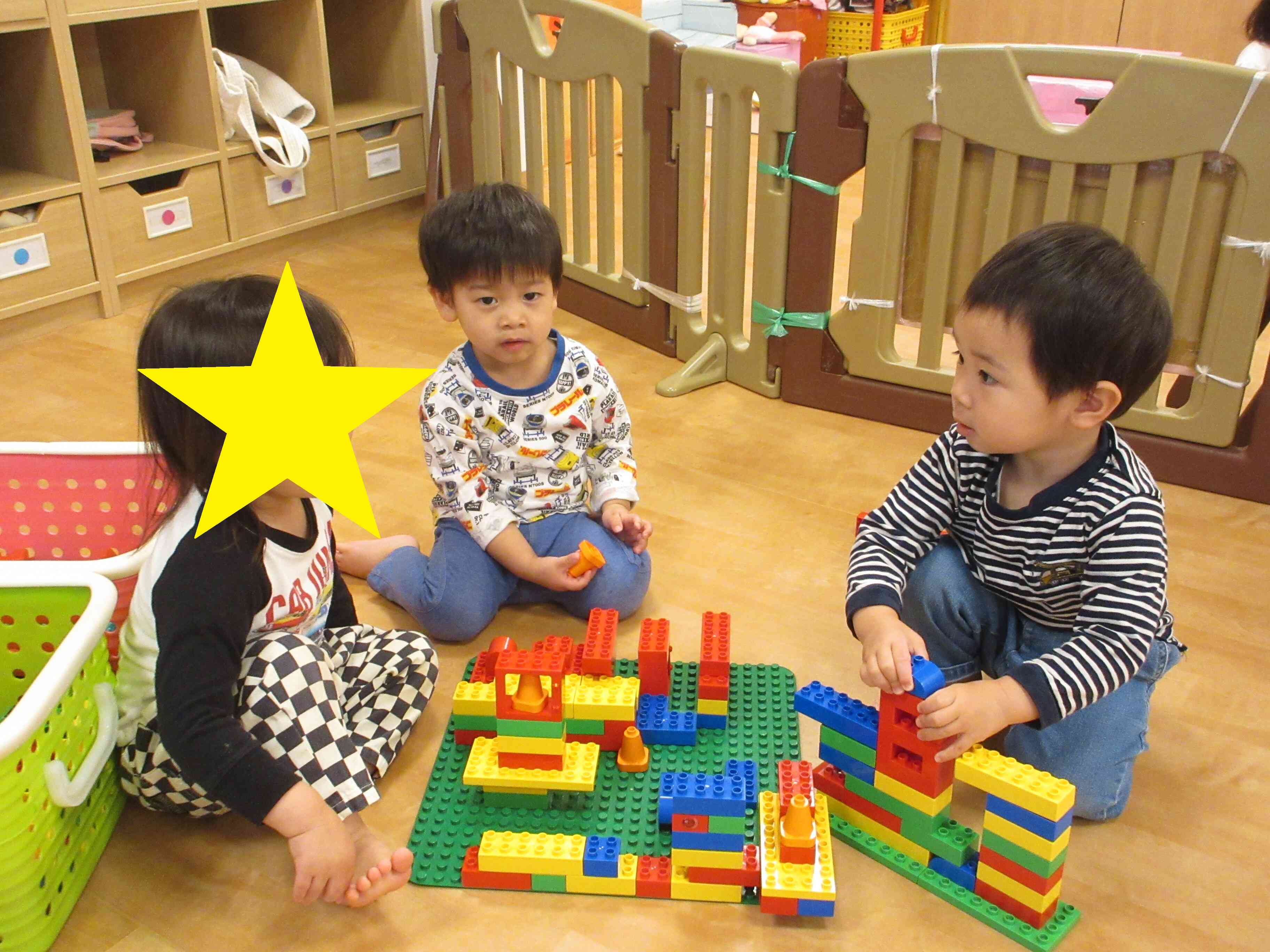 2歳児　お部屋遊び
