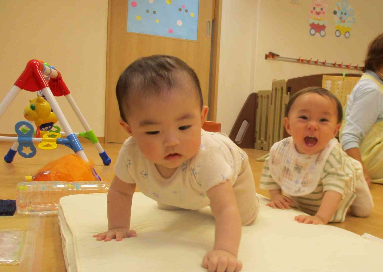 マットの上も楽しいな