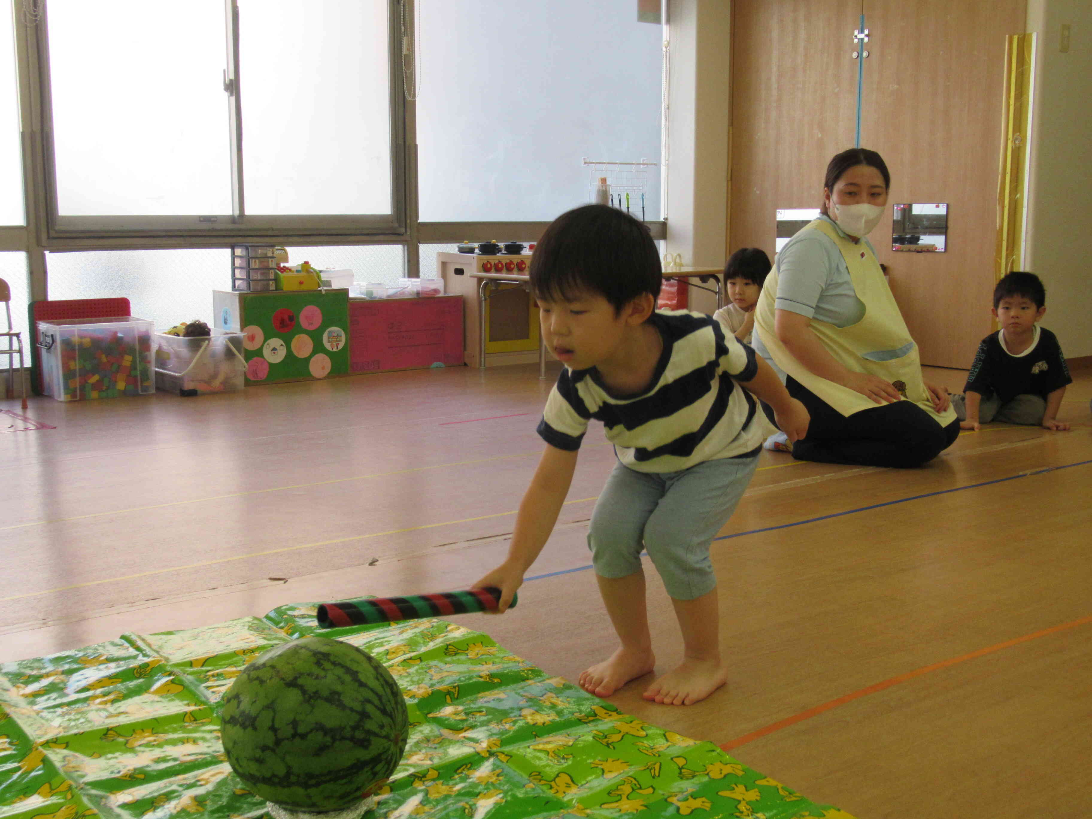 食育　スイカ割り～幼児～