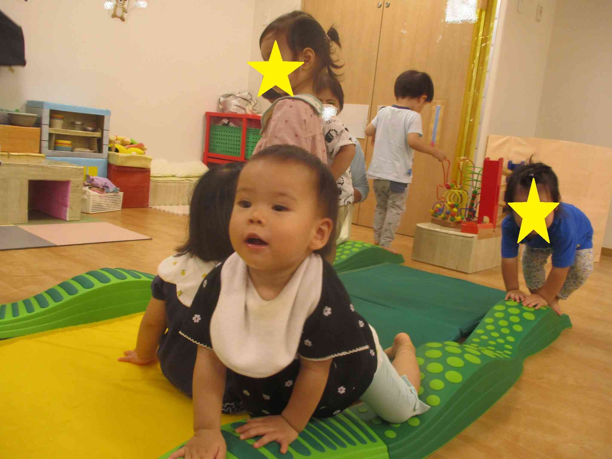 1歳児　うさぎ組　運動遊び