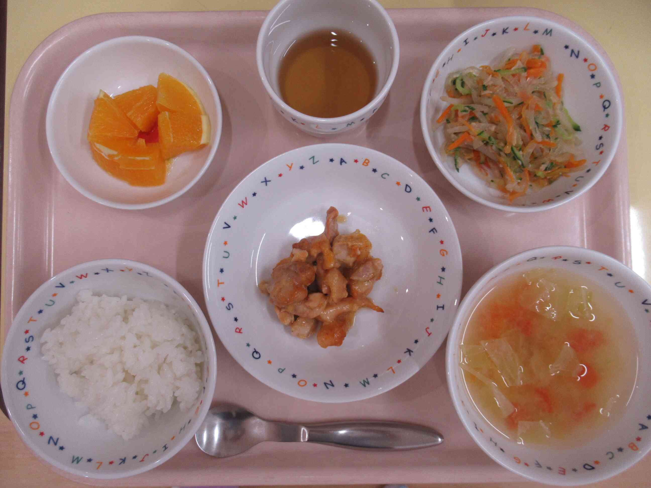 6月16日(月)の昼食です。