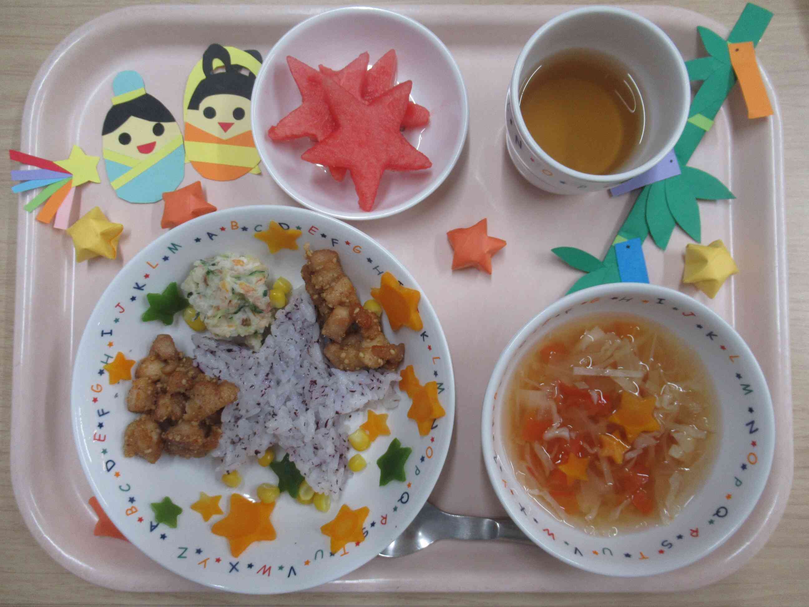 7月7日(月)七夕の昼食です。